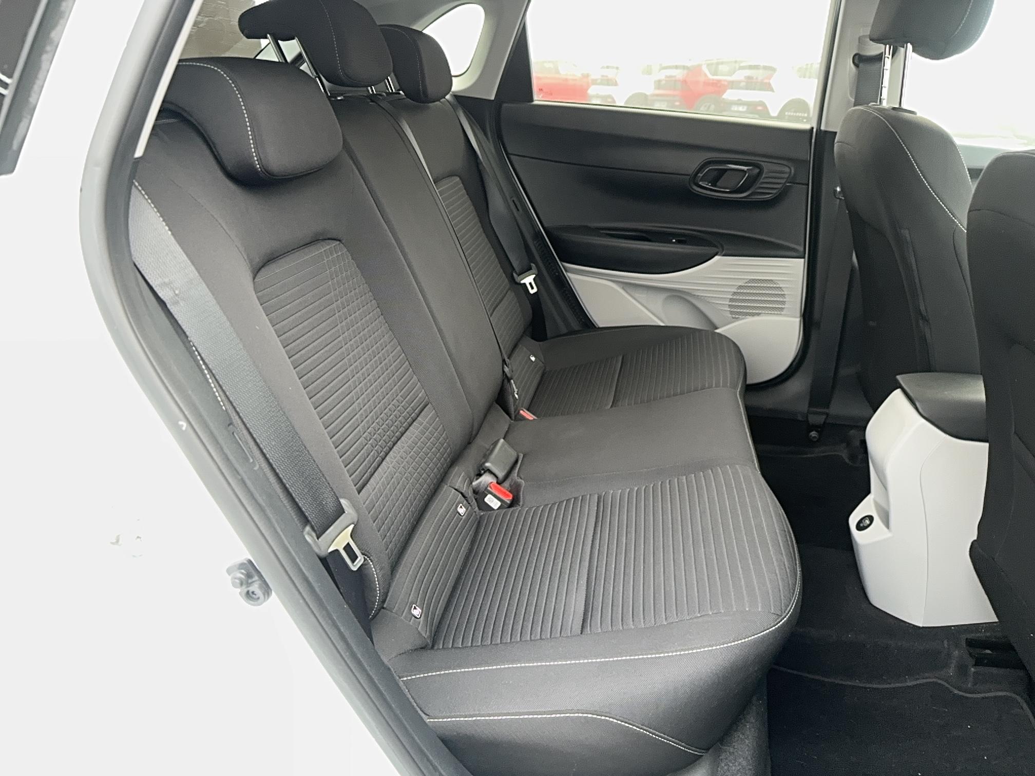 HYUNDAI i20 1.0 T-GDi 100 Hybrid 48V Intuitive - Véhicule Occasion - Océane Auto HYUNDAI i20 1.0 T-GDi 100 Hybrid 48V Intuitive - Véhicule Occasion Océane Auto