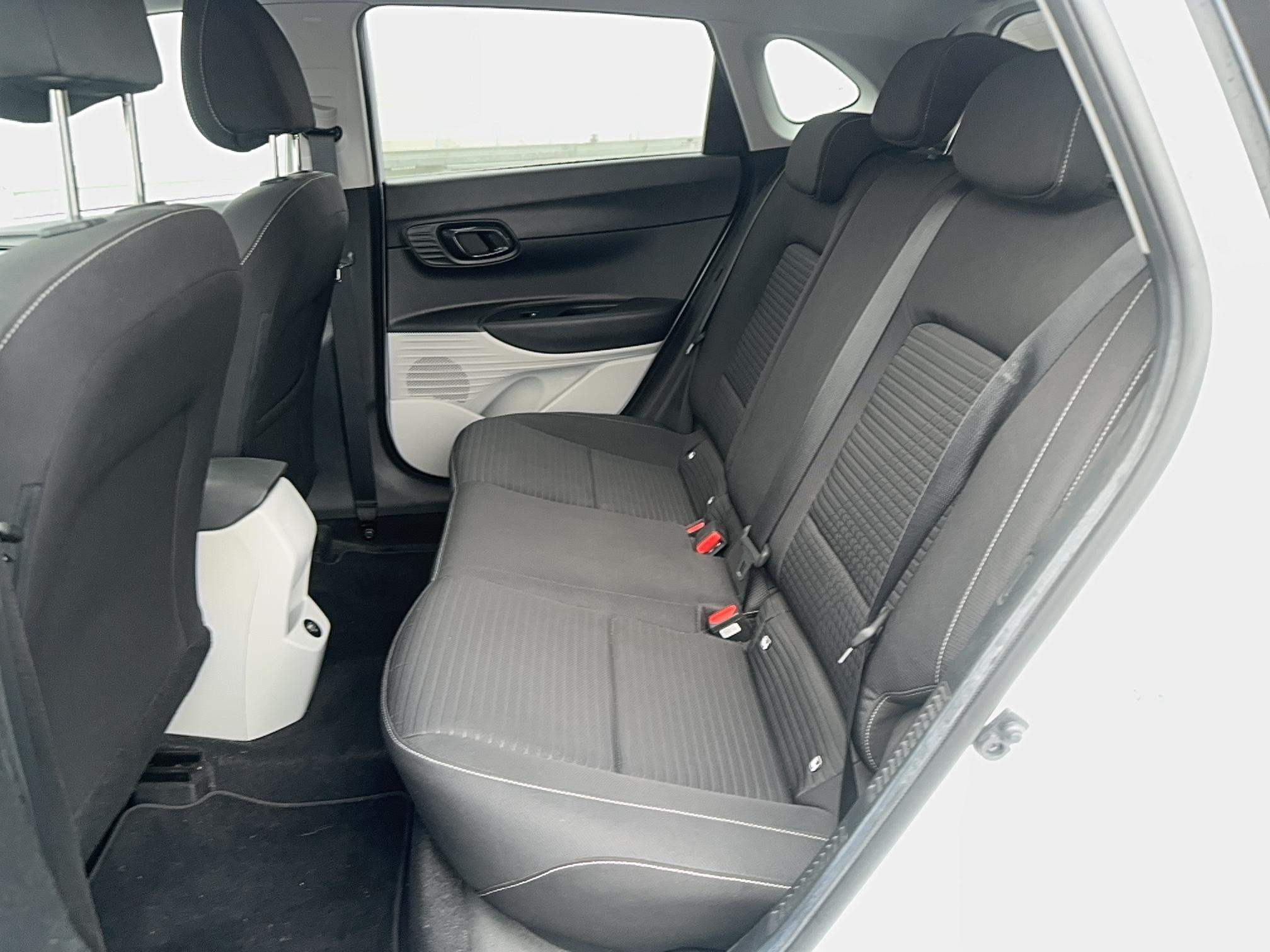 HYUNDAI i20 1.0 T-GDi 100 Hybrid 48V Intuitive - Véhicule Occasion - Océane Auto HYUNDAI i20 1.0 T-GDi 100 Hybrid 48V Intuitive - Véhicule Occasion Océane Auto