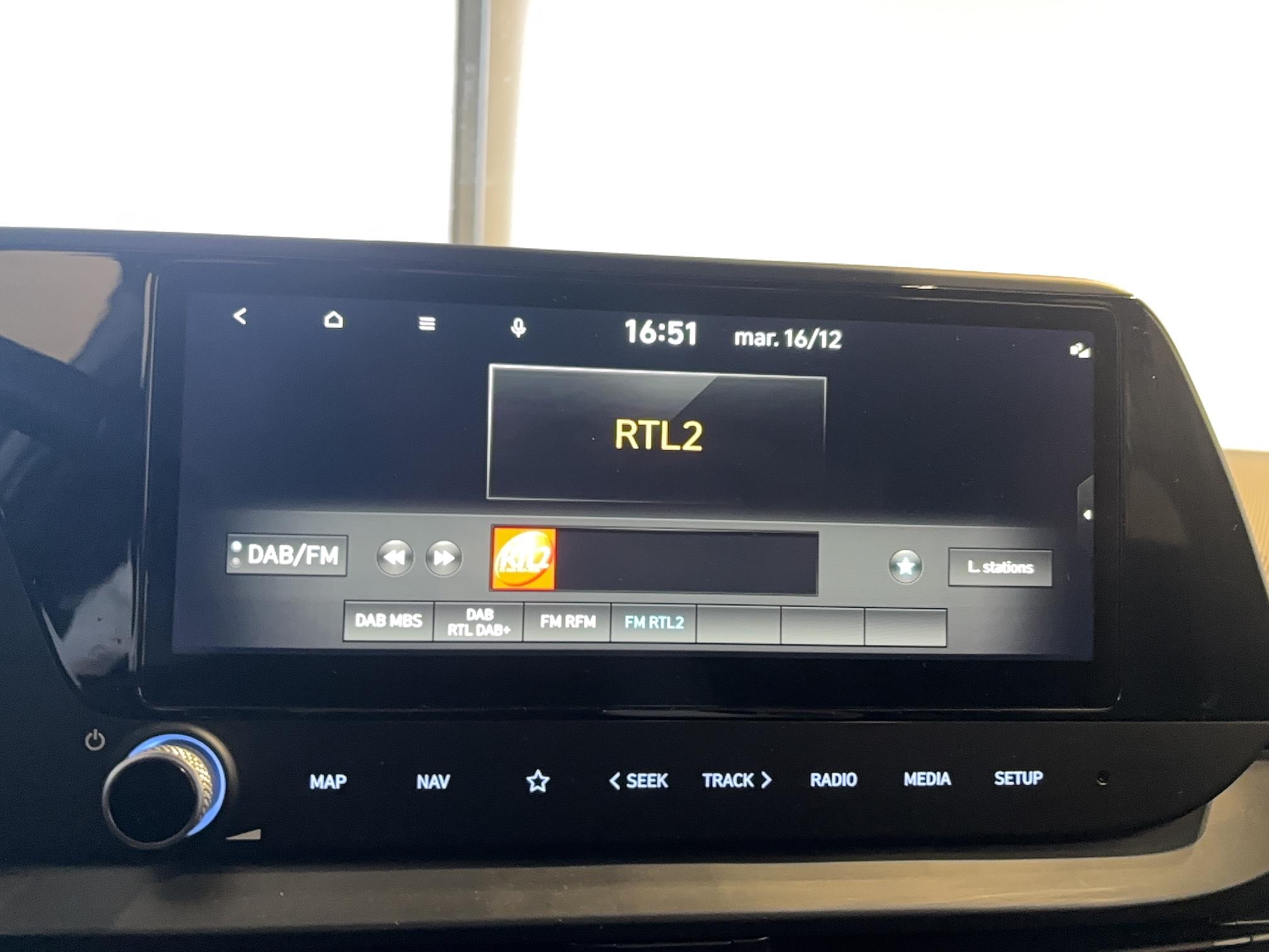 HYUNDAI i20 1.0 T-GDi 100 DCT-7 Hybrid 48V Creative - Véhicule Occasion Océane Auto