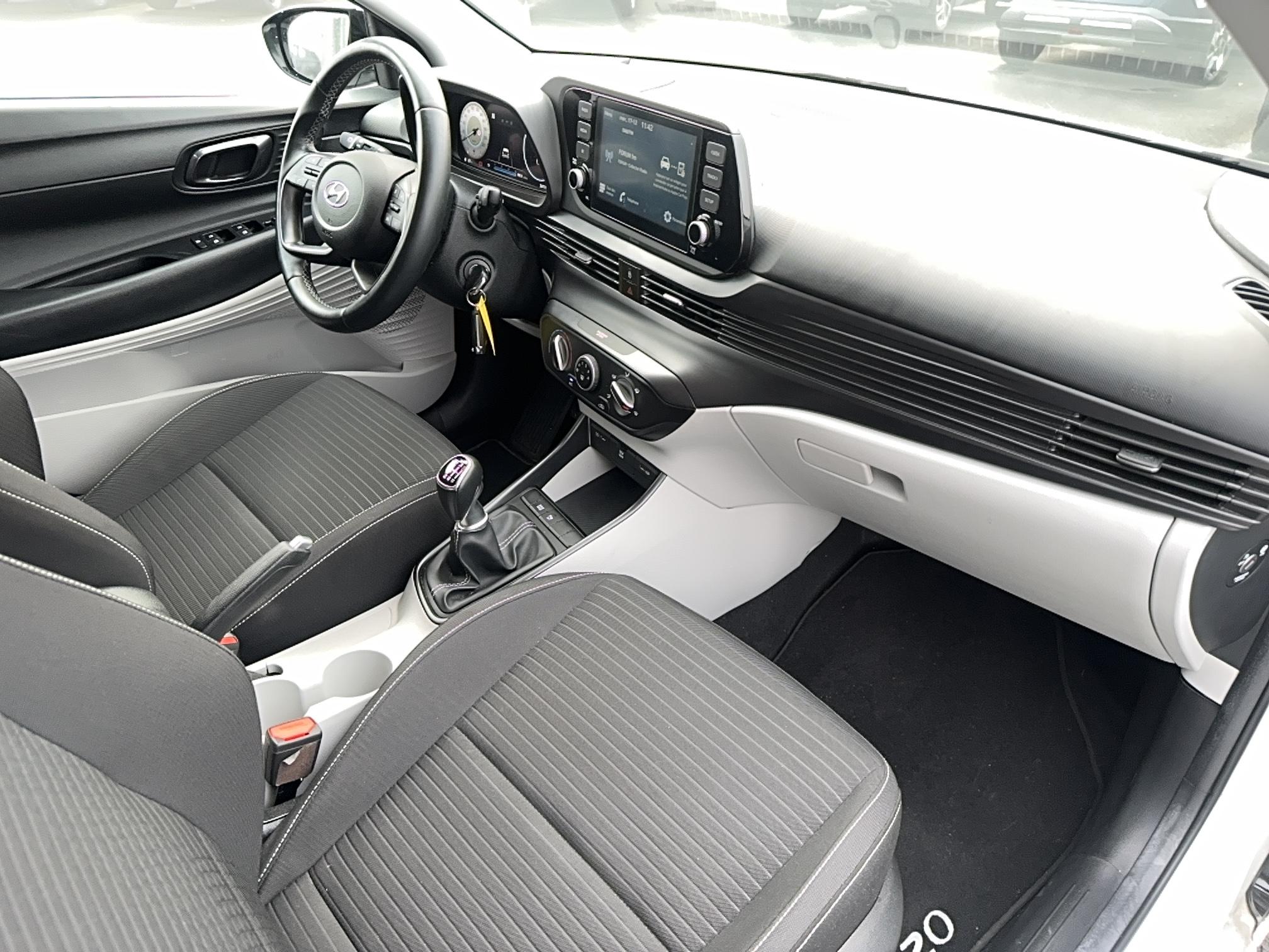 HYUNDAI i20 1.0 T-GDi 100 Hybrid 48V Intuitive - Véhicule Occasion - Océane Auto HYUNDAI i20 1.0 T-GDi 100 Hybrid 48V Intuitive - Véhicule Occasion Océane Auto