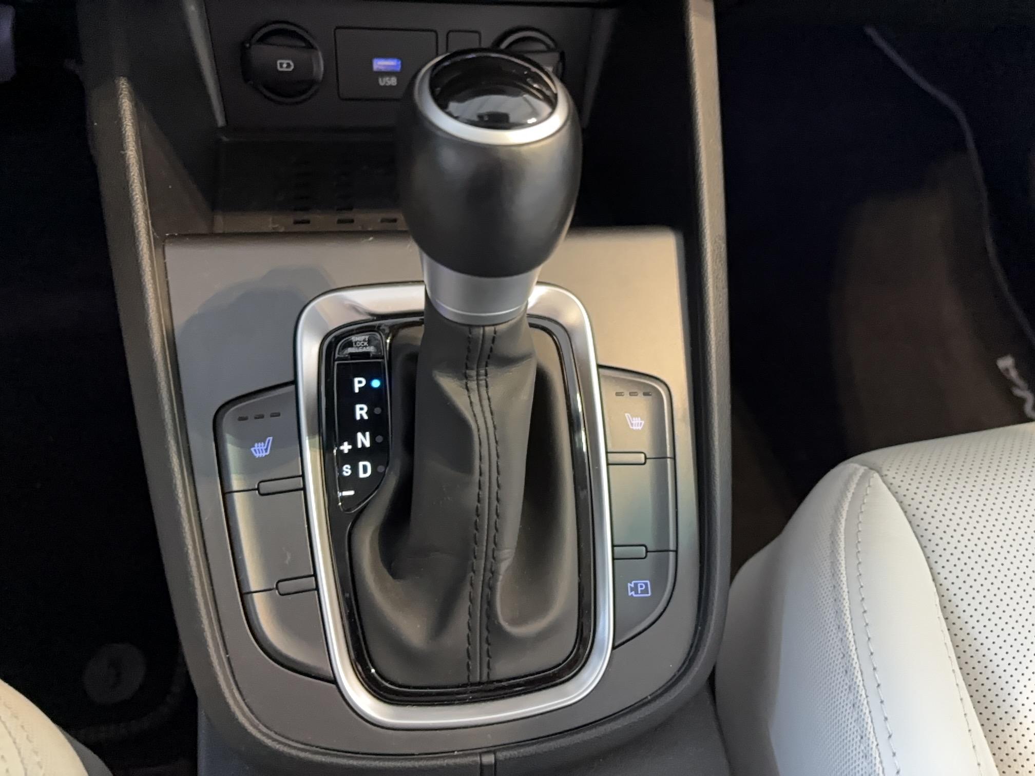 HYUNDAI Kona Hybrid 141 Executive - Véhicule Occasion - Océane Auto HYUNDAI Kona Hybrid 141 Executive - Véhicule Occasion Océane Auto