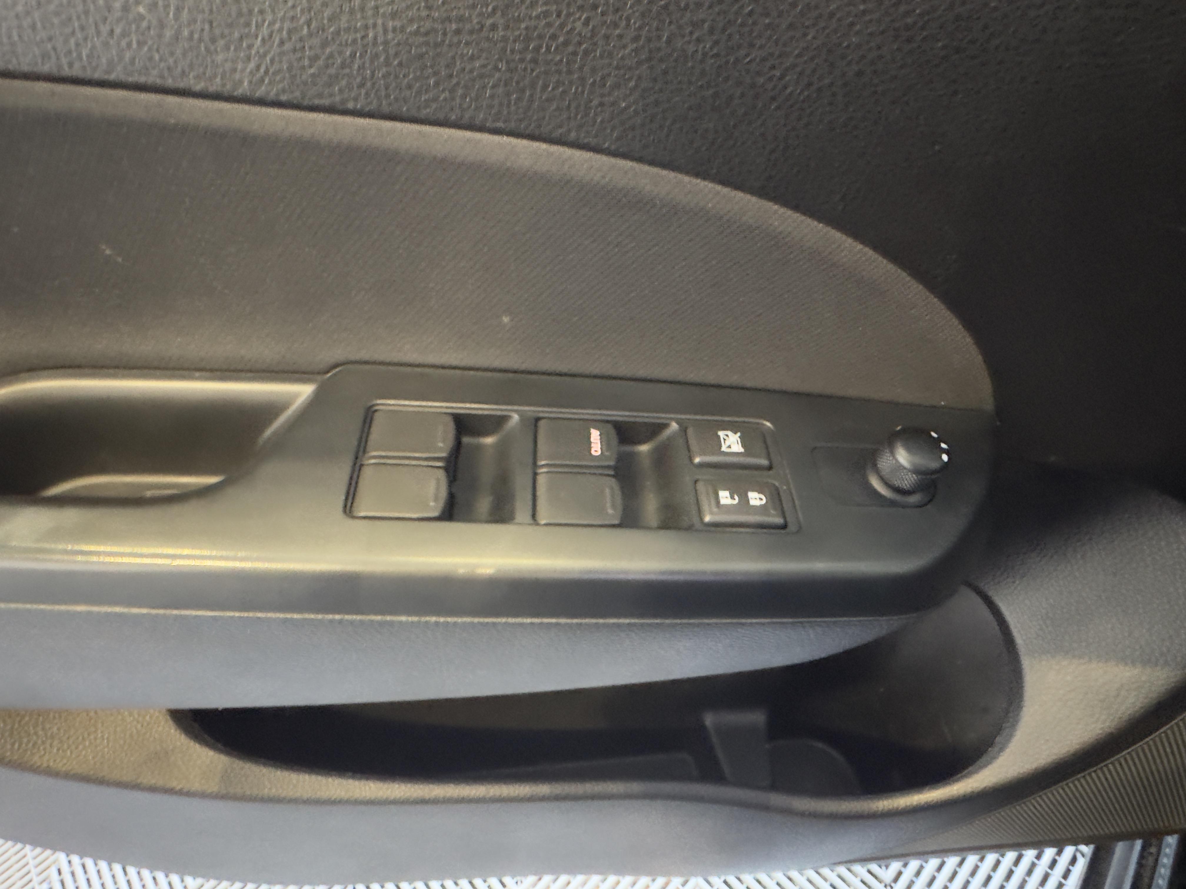 SUZUKI Swift 1.2 VVT Pack A - Véhicule Occasion - Océane Auto SUZUKI Swift 1.2 VVT Pack A - Véhicule Occasion Océane Auto