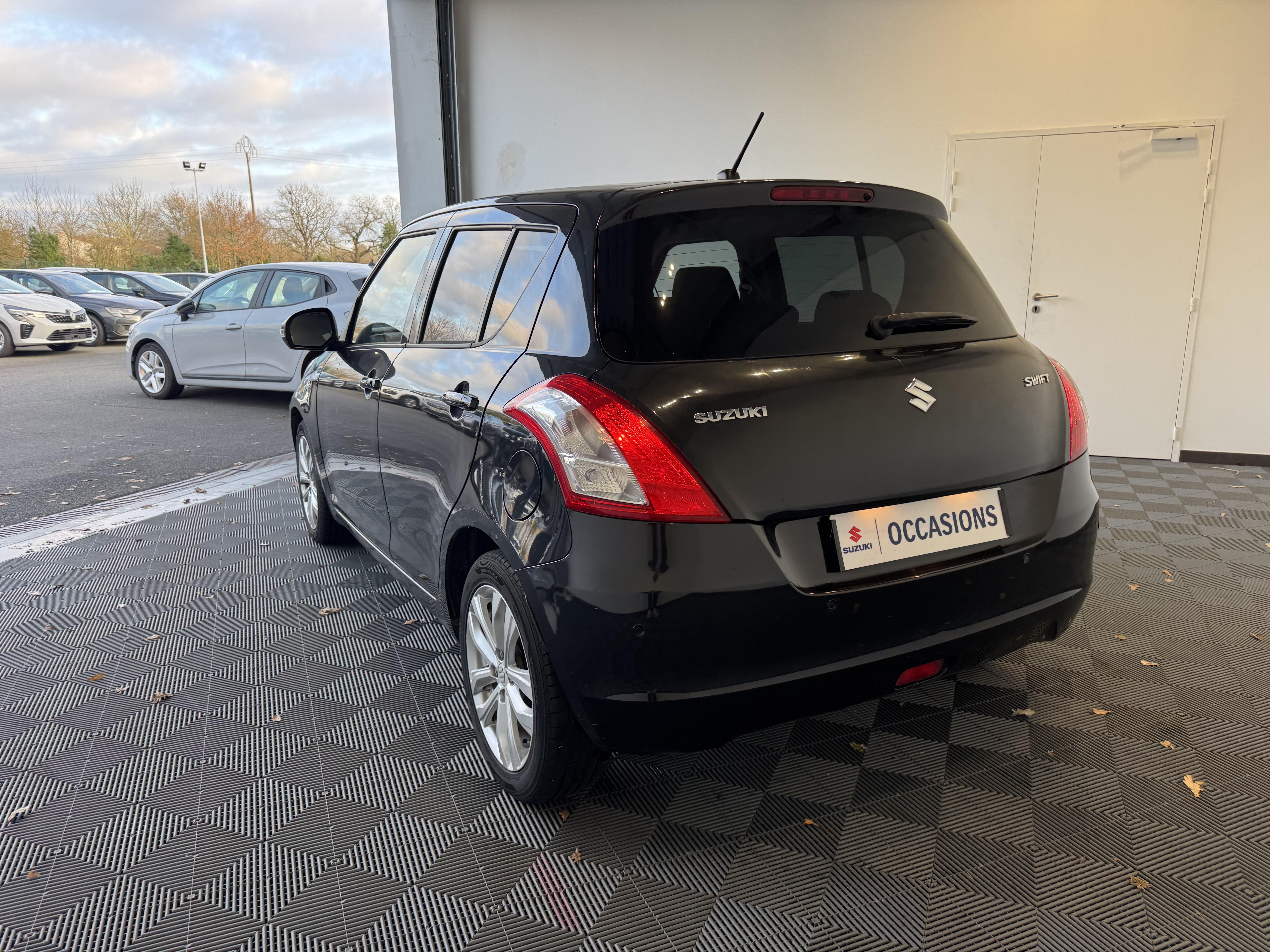 SUZUKI Swift 1.2 VVT Pack A - Véhicule Occasion - Océane Auto SUZUKI Swift 1.2 VVT Pack A - Véhicule Occasion Océane Auto