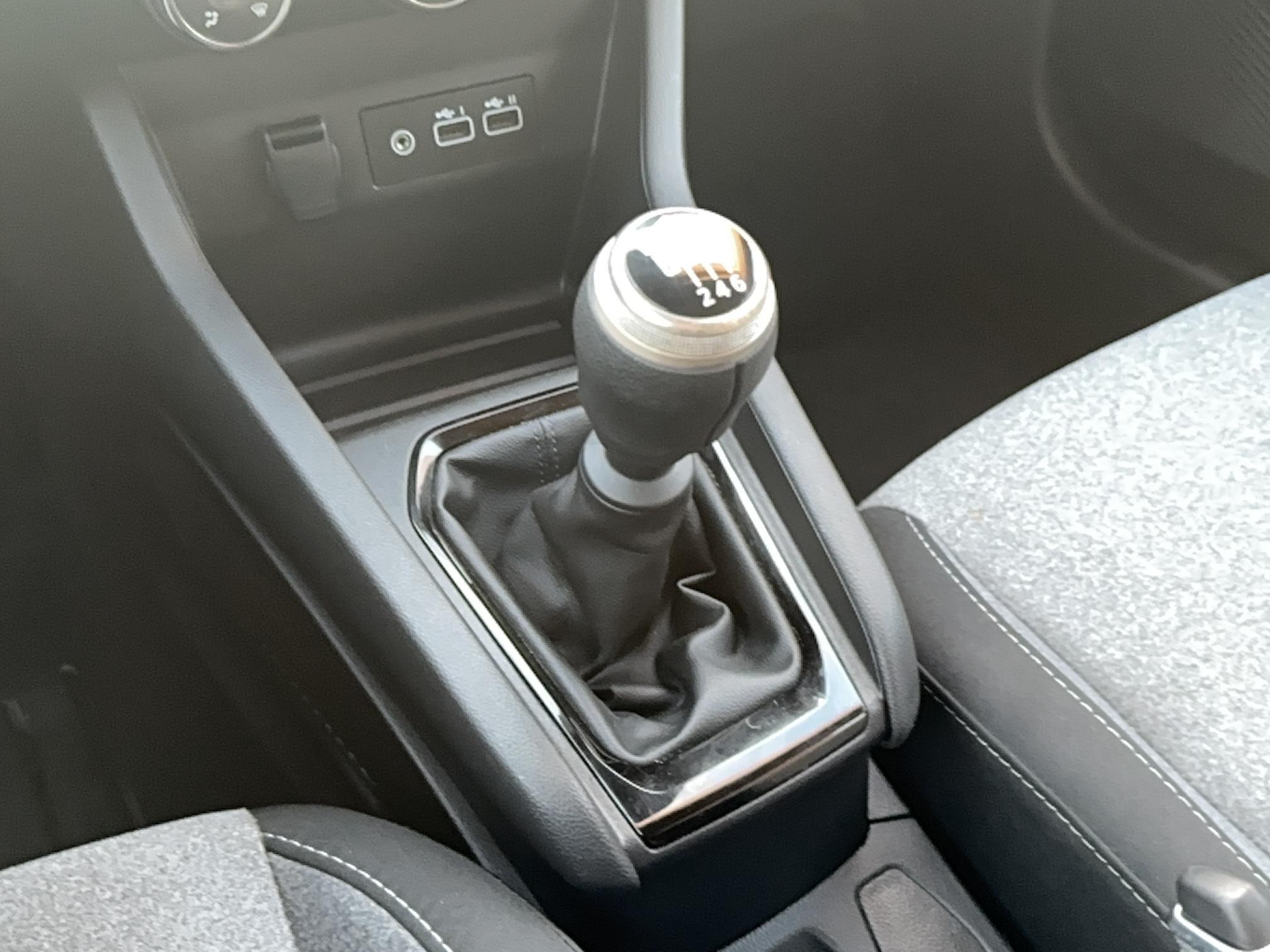 RENAULT Clio TCe 90 ch GSR2 Evolution - Véhicule Occasion Océane Auto