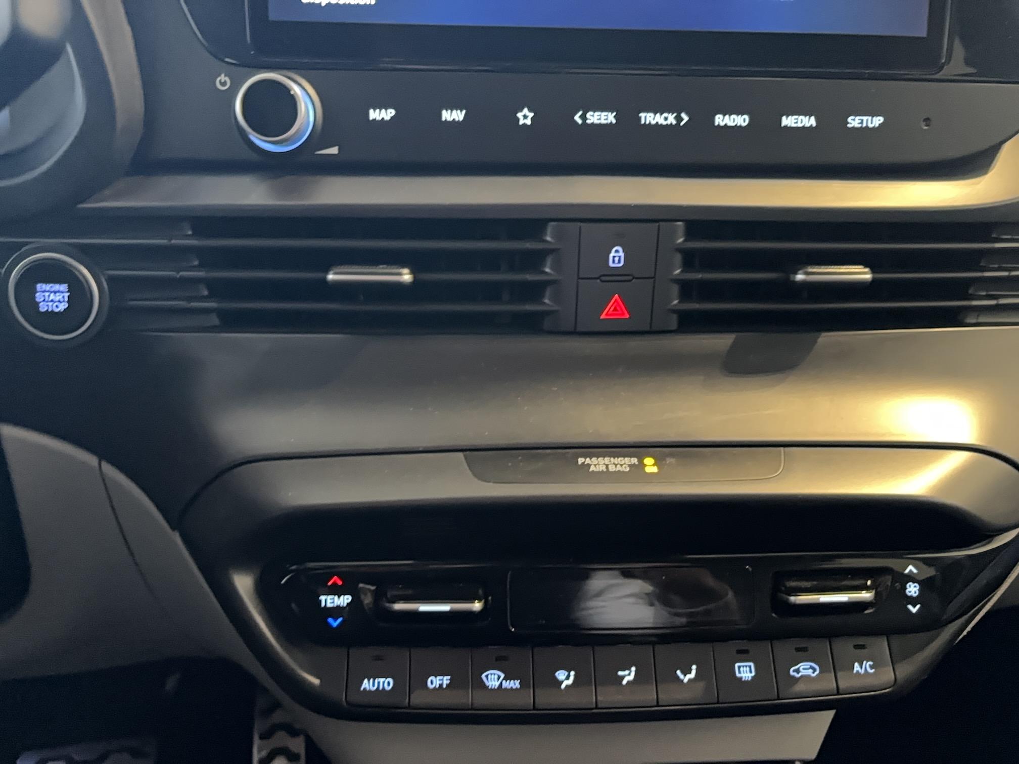 HYUNDAI Bayon 1.0 T-GDi 100 DCT-7 Executive - Véhicule Occasion - Océane Auto HYUNDAI Bayon 1.0 T-GDi 100 DCT-7 Executive - Véhicule Occasion Océane Auto