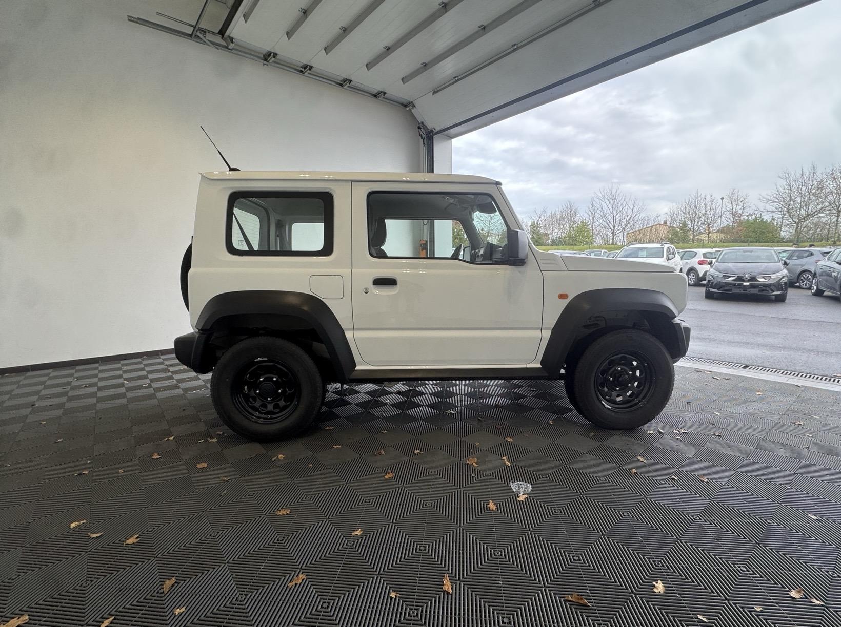 SUZUKI Jimny 1.5 VVT Privilège - Véhicule Occasion Océane Auto