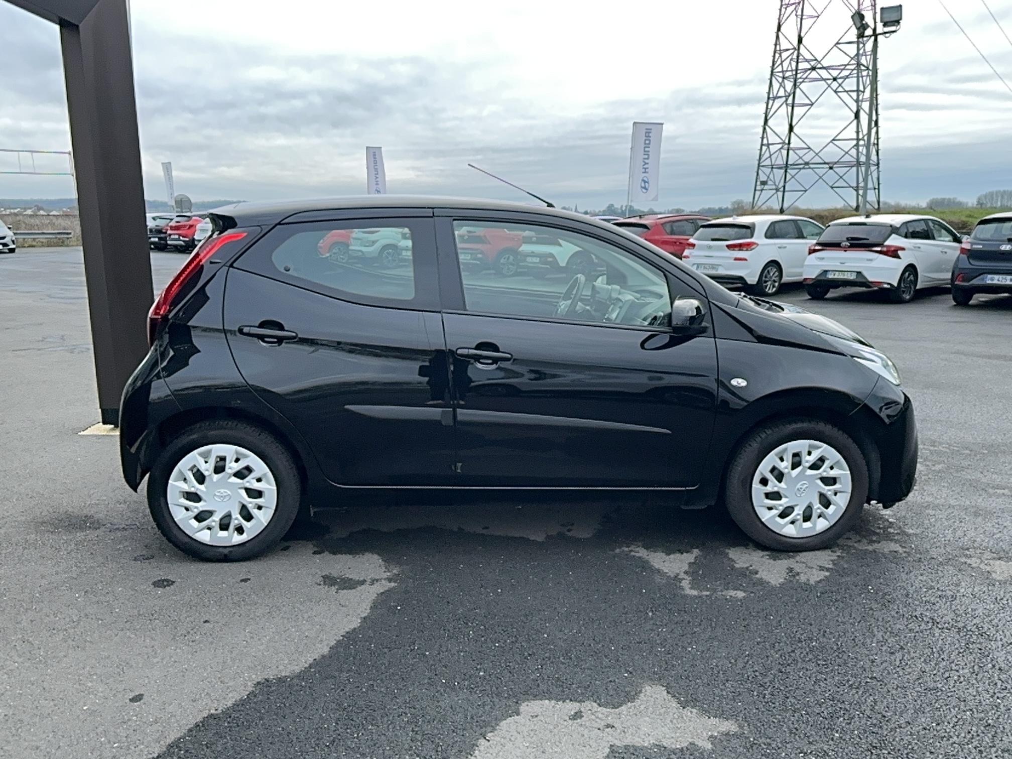 TOYOTA Aygo 1.0 VVT-i x-shift x-play - Véhicule Occasion Océane Auto