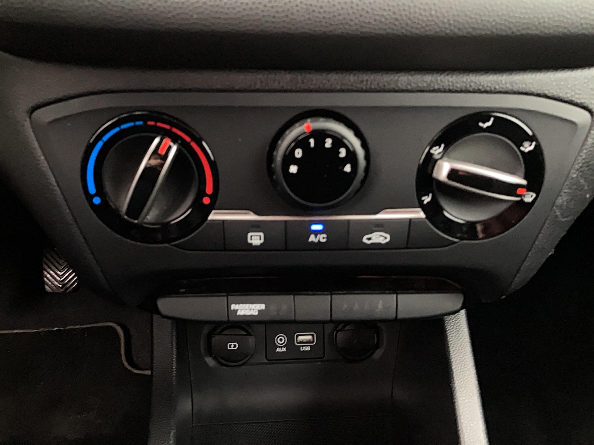 HYUNDAI i20 1.0 T-GDi 100 Edition #Style - Véhicule Occasion - Océane Auto HYUNDAI i20 1.0 T-GDi 100 Edition #Style - Véhicule Occasion Océane Auto