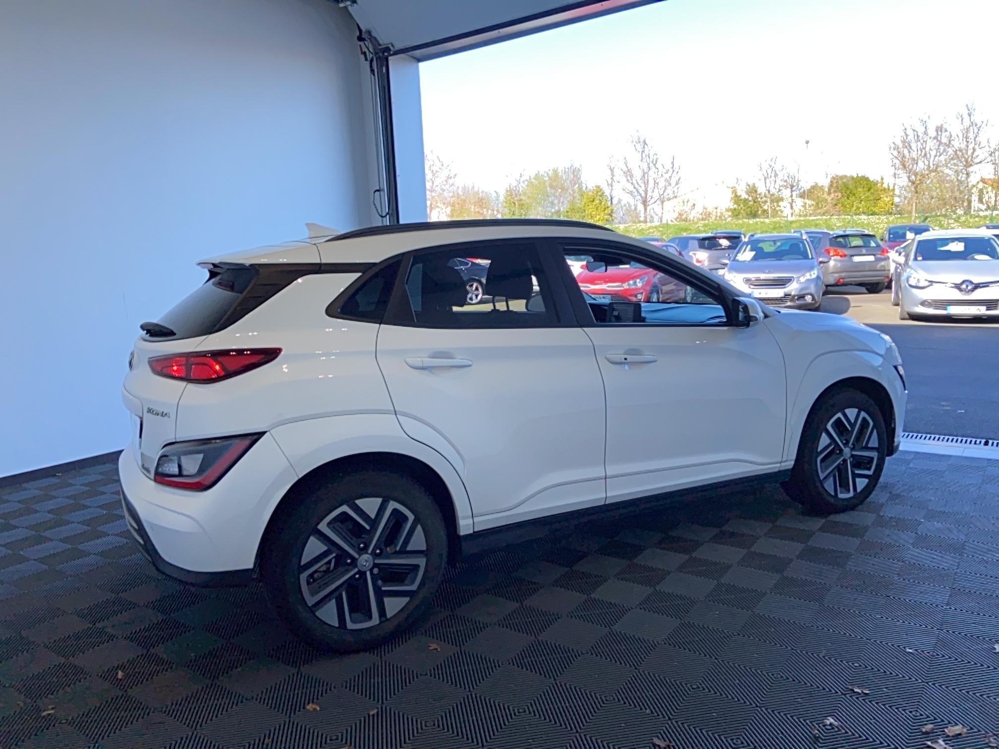 HYUNDAI Kona Electrique 39 kWh - 136 ch Intuitive - Véhicule Occasion - Océane Auto HYUNDAI Kona Electrique 39 kWh - 136 ch Intuitive - Véhicule Occasion Océane Auto