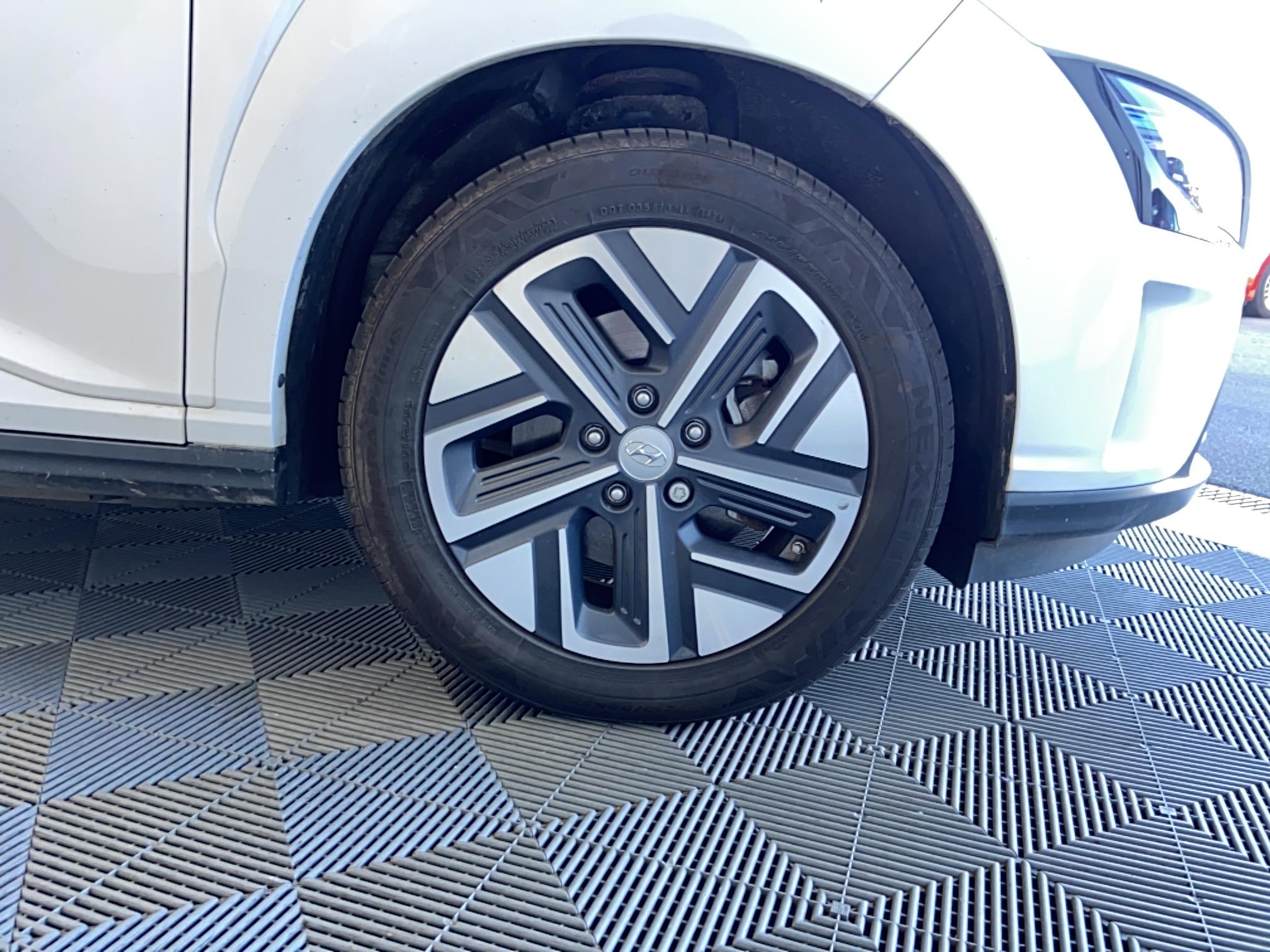 HYUNDAI Kona Electrique 39 kWh - 136 ch Intuitive - Véhicule Occasion - Océane Auto HYUNDAI Kona Electrique 39 kWh - 136 ch Intuitive - Véhicule Occasion Océane Auto