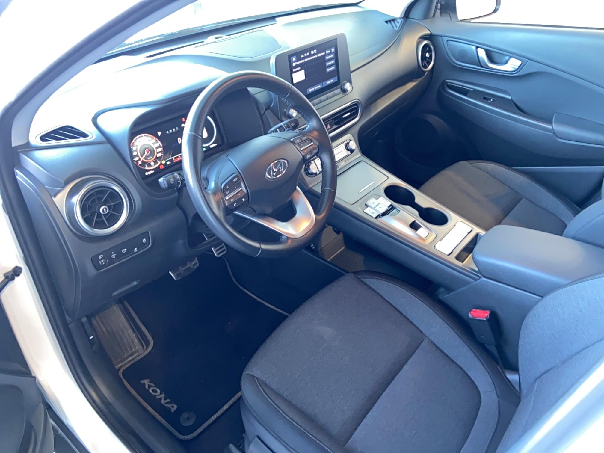 HYUNDAI Kona Electrique 39 kWh - 136 ch Intuitive - Véhicule Occasion - Océane Auto HYUNDAI Kona Electrique 39 kWh - 136 ch Intuitive - Véhicule Occasion Océane Auto
