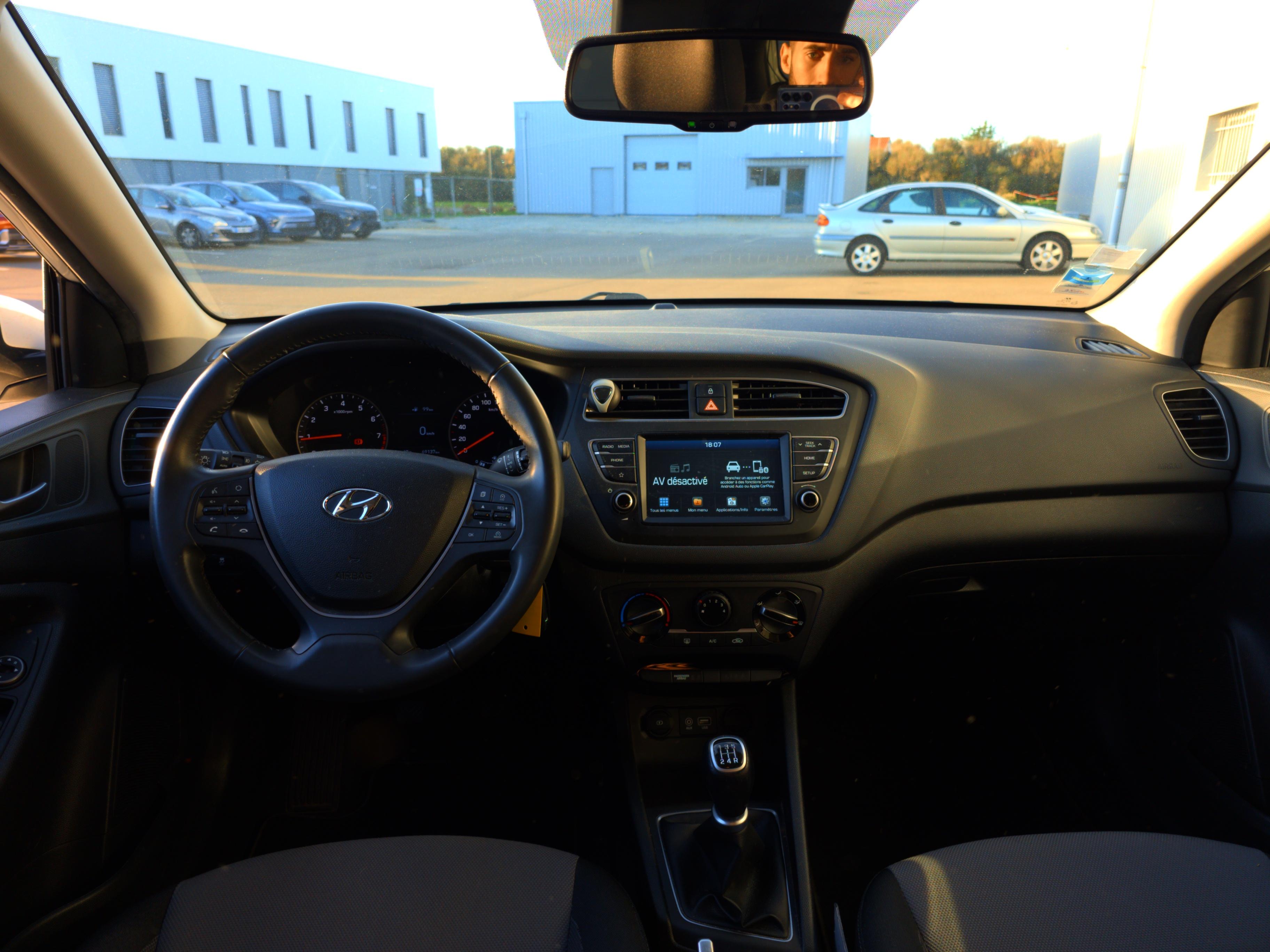 HYUNDAI i20 1.2 84 Intuitive - Véhicule Occasion Océane Auto