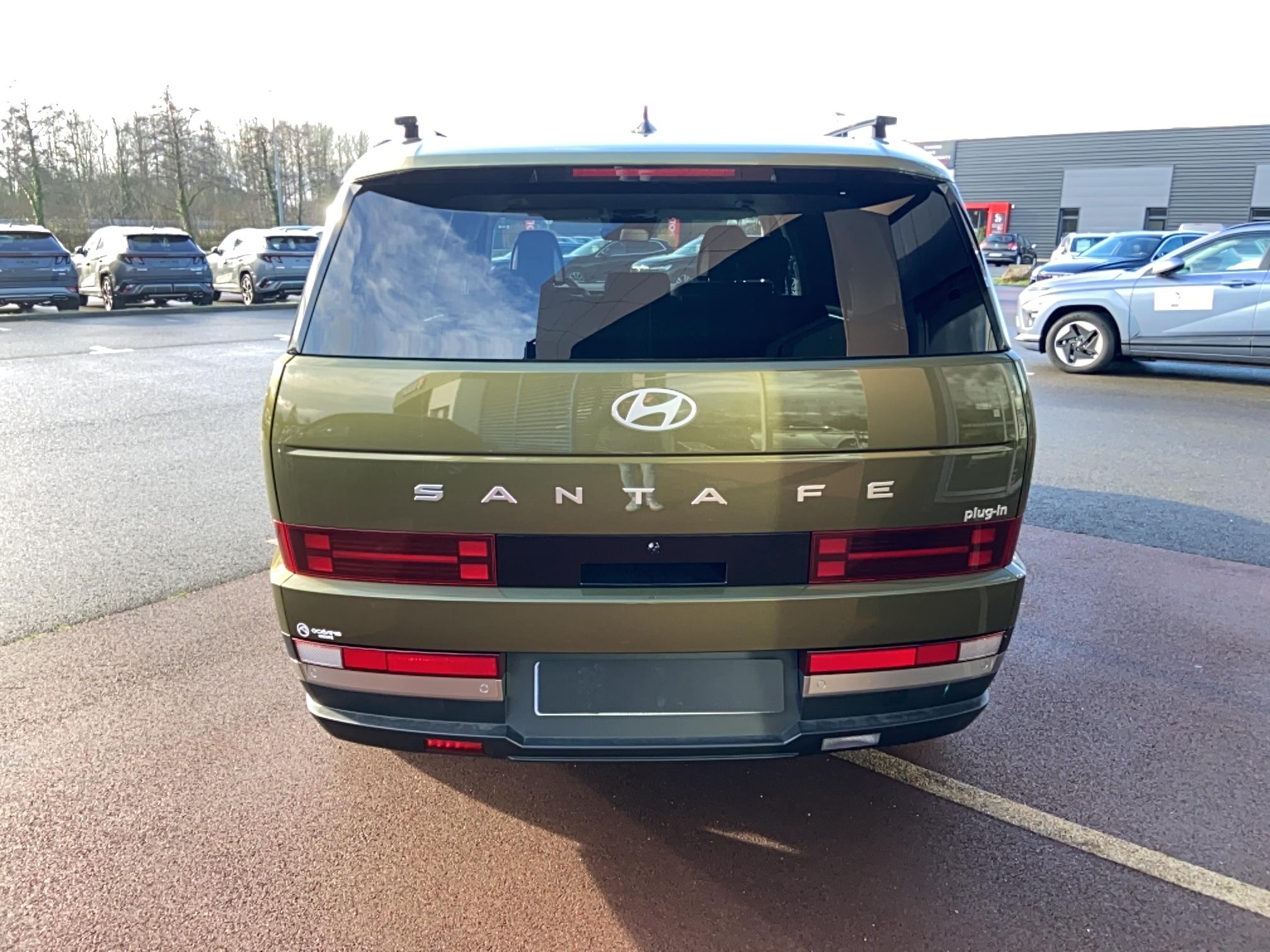 HYUNDAI Santa Fe 1.6 T-GDi Plug-in 253 HTRAC BVA6 Creative - Véhicule Occasion - Océane Auto HYUNDAI Santa Fe 1.6 T-GDi Plug-in 253 HTRAC BVA6 Creative - Véhicule Occasion Océane Auto