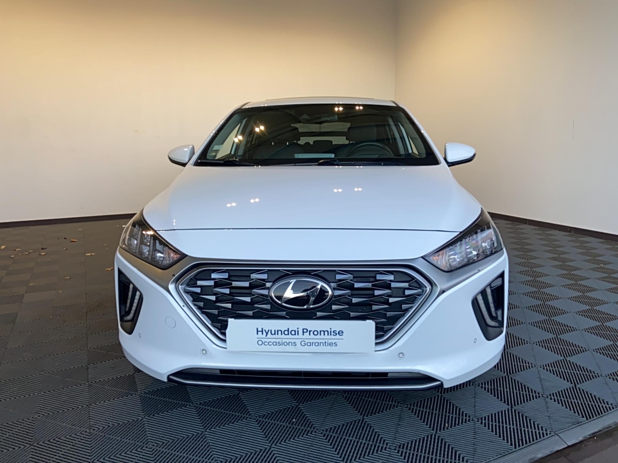 HYUNDAI Ioniq Hybrid 141 ch Executive - Véhicule Occasion - Océane Auto HYUNDAI Ioniq Hybrid 141 ch Executive - Véhicule Occasion Océane Auto