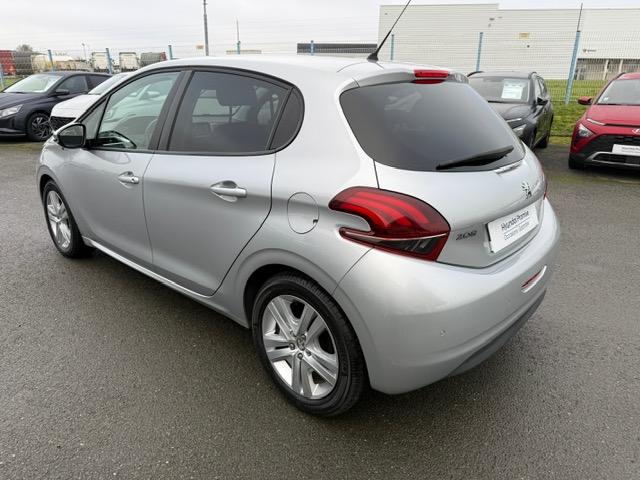 PEUGEOT 208 1.2 PureTech 82ch BVM5 Style - Véhicule Occasion Océane Auto