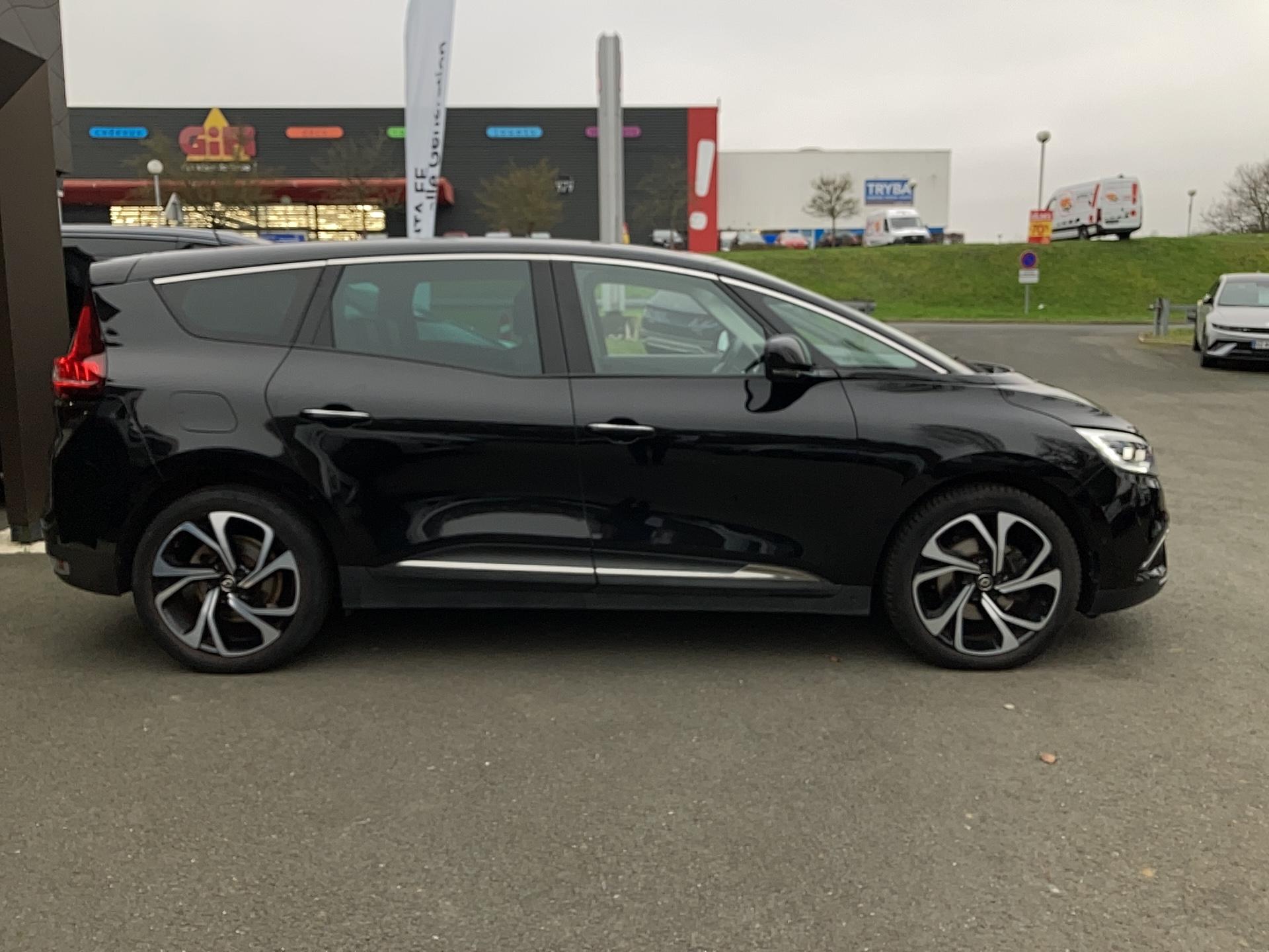 RENAULT Grand Scenic Blue dCi 120 Intens - Véhicule Occasion Océane Auto