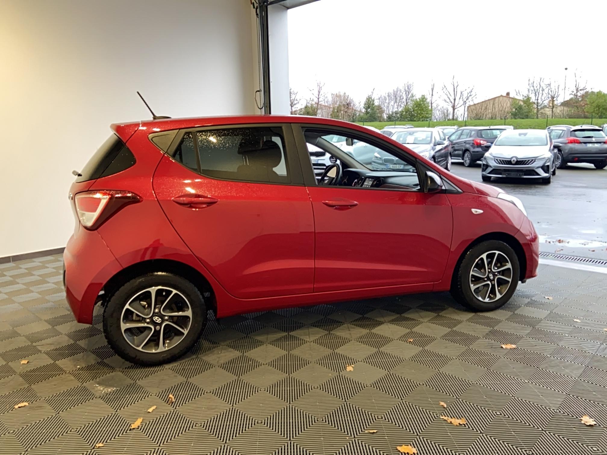 HYUNDAI i10 1.0 66 BVM5 Edition #Mondial 2019 - Véhicule Occasion Océane Auto