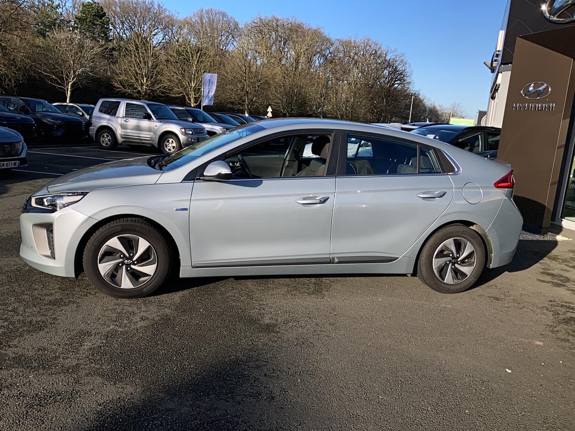 HYUNDAI Ioniq Hybrid 141 ch Business - Véhicule Occasion Océane Auto