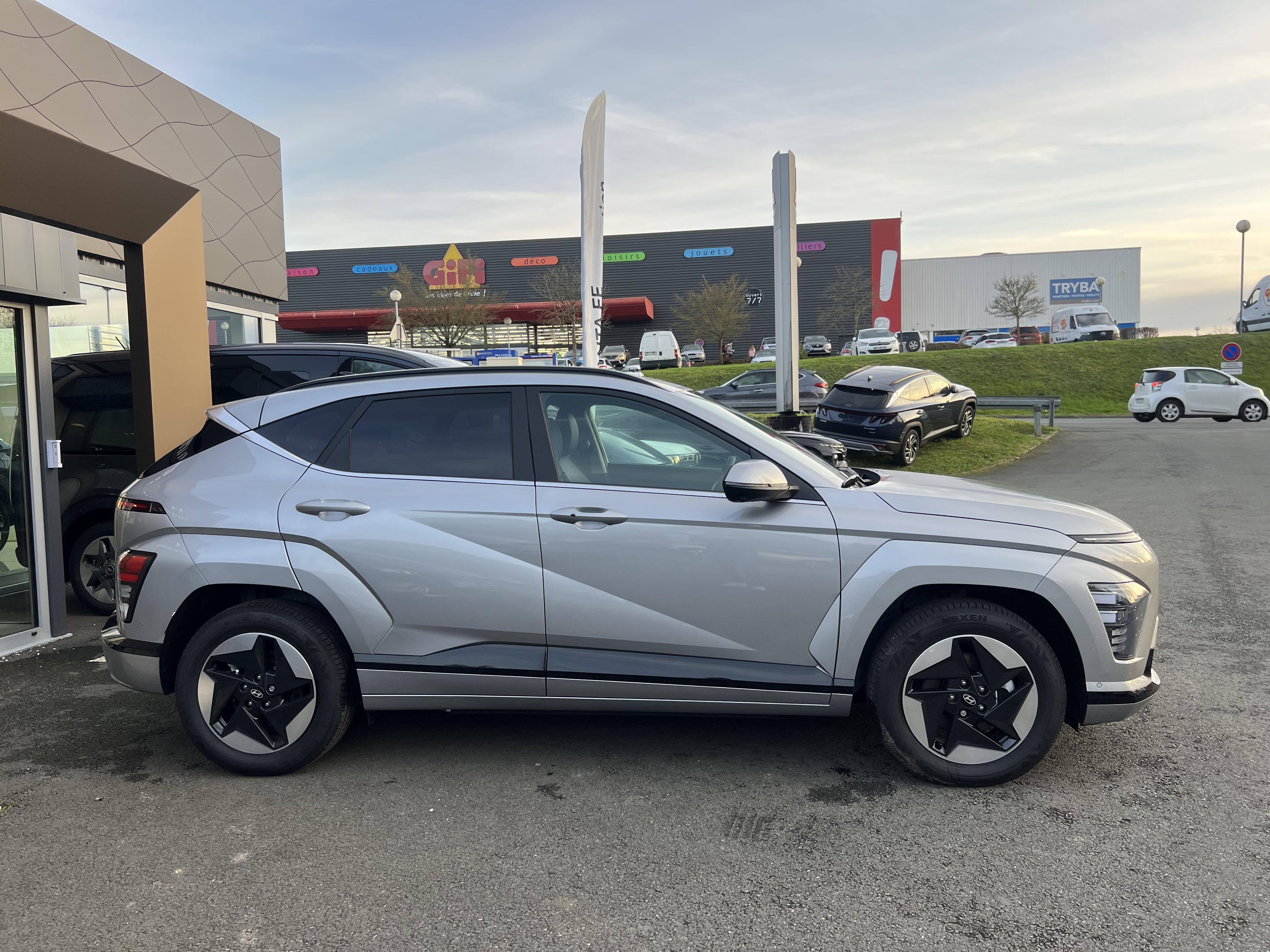 HYUNDAI Kona Electrique 65 kWh - 217 ch Creative - Véhicule Occasion Océane Auto