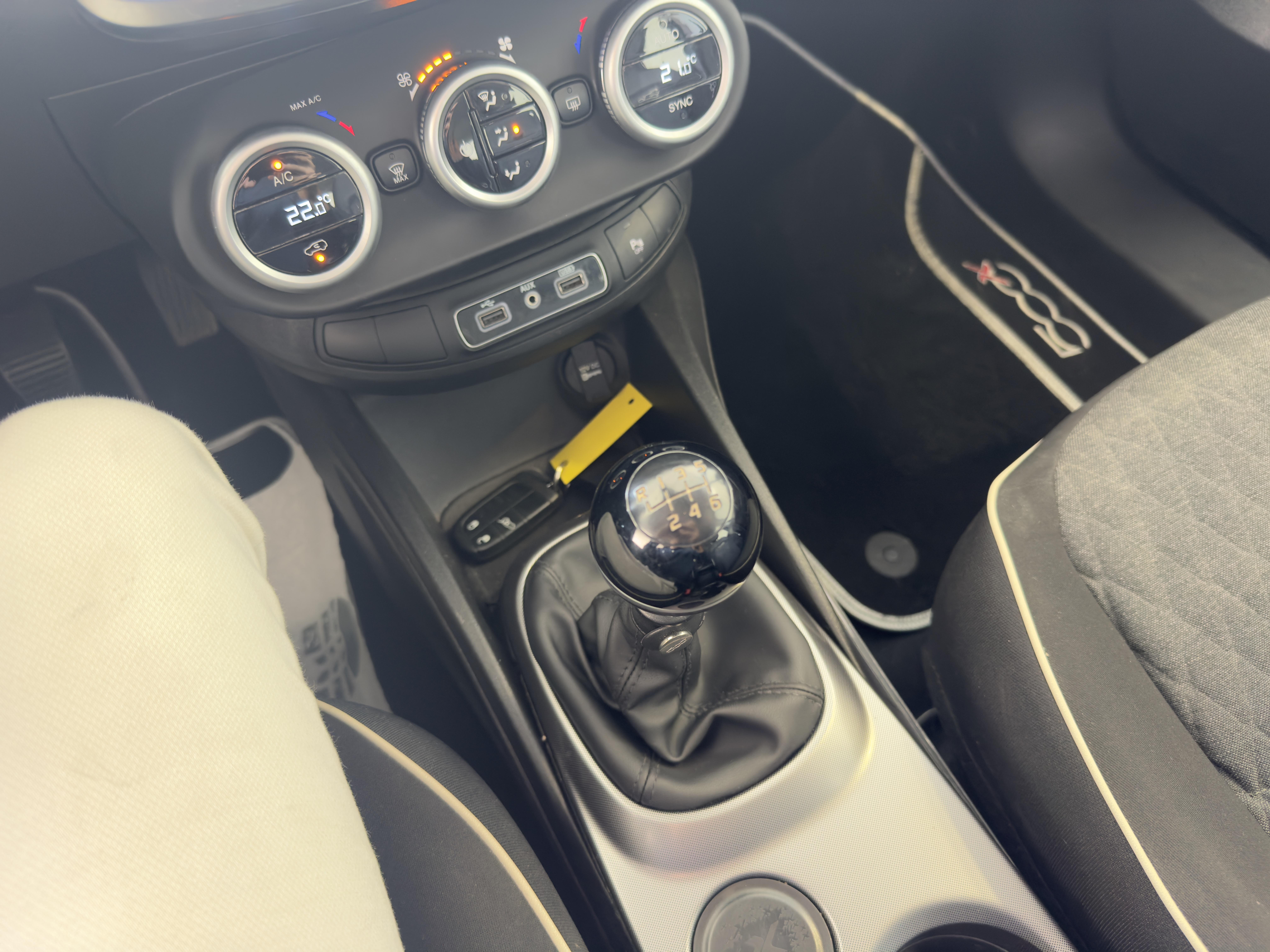 FIAT 500X 1.6 MultiJet 120 ch Cross - Véhicule Occasion - Océane Auto FIAT 500X 1.6 MultiJet 120 ch Cross - Véhicule Occasion Océane Auto