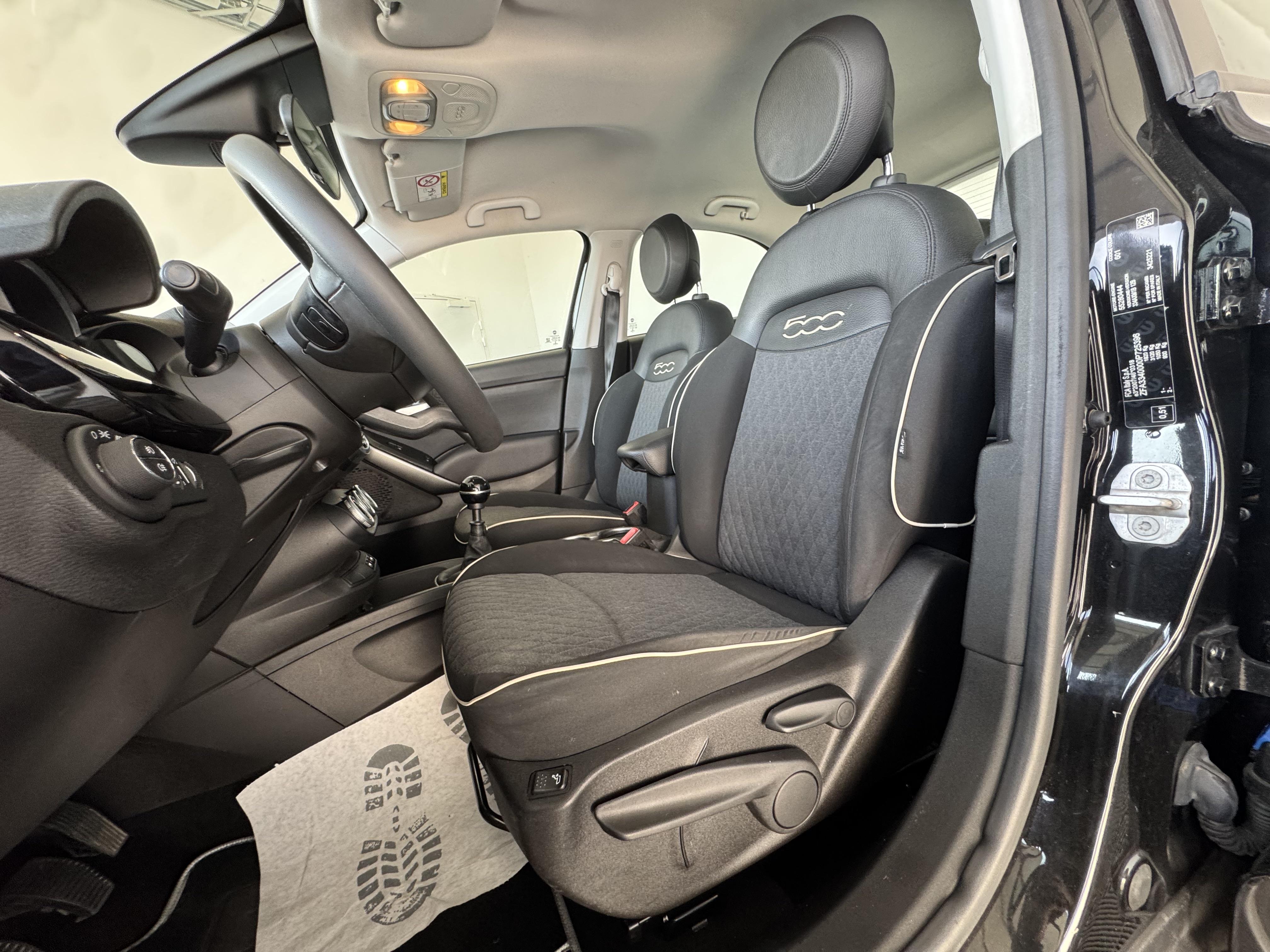 FIAT 500X 1.6 MultiJet 120 ch Cross - Véhicule Occasion - Océane Auto FIAT 500X 1.6 MultiJet 120 ch Cross - Véhicule Occasion Océane Auto
