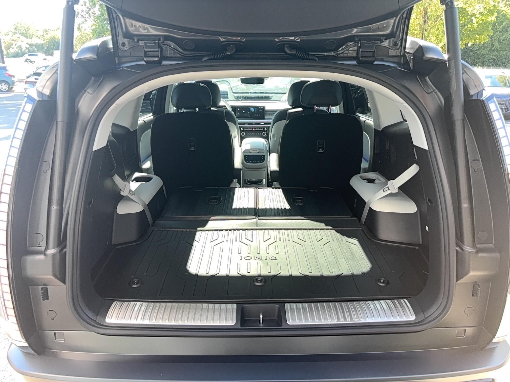 HYUNDAI Ioniq 9 110 kWh - 428 ch HTRAC Performance Calligraphy - Véhicule Occasion - Océane Auto HYUNDAI Ioniq 9 110 kWh - 428 ch HTRAC Performance Calligraphy - Véhicule Occasion Océane Auto