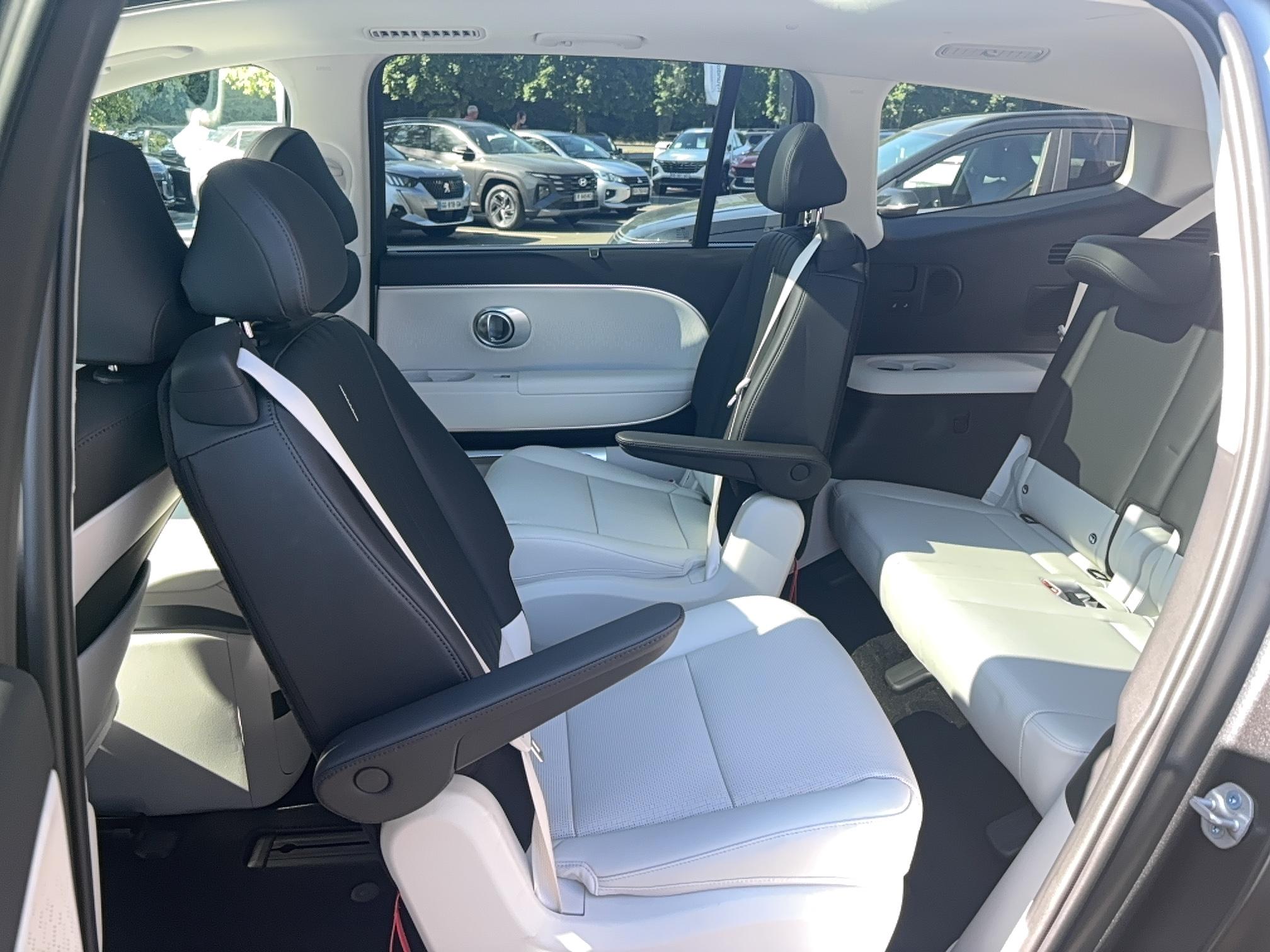 HYUNDAI Ioniq 9 110 kWh - 428 ch HTRAC Performance Calligraphy - Véhicule Occasion Océane Auto