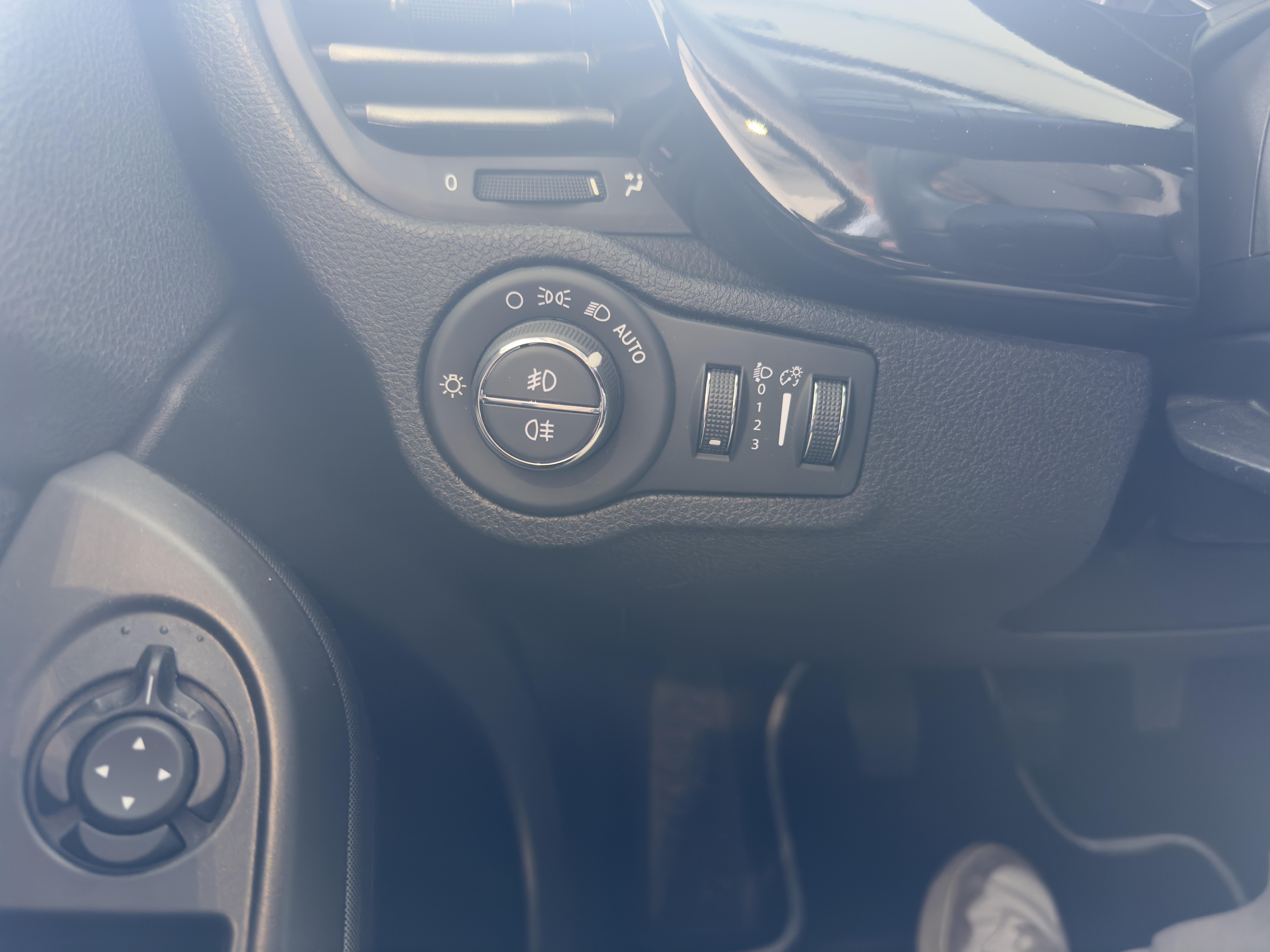 FIAT 500X 1.6 MultiJet 120 ch Cross - Véhicule Occasion - Océane Auto FIAT 500X 1.6 MultiJet 120 ch Cross - Véhicule Occasion Océane Auto