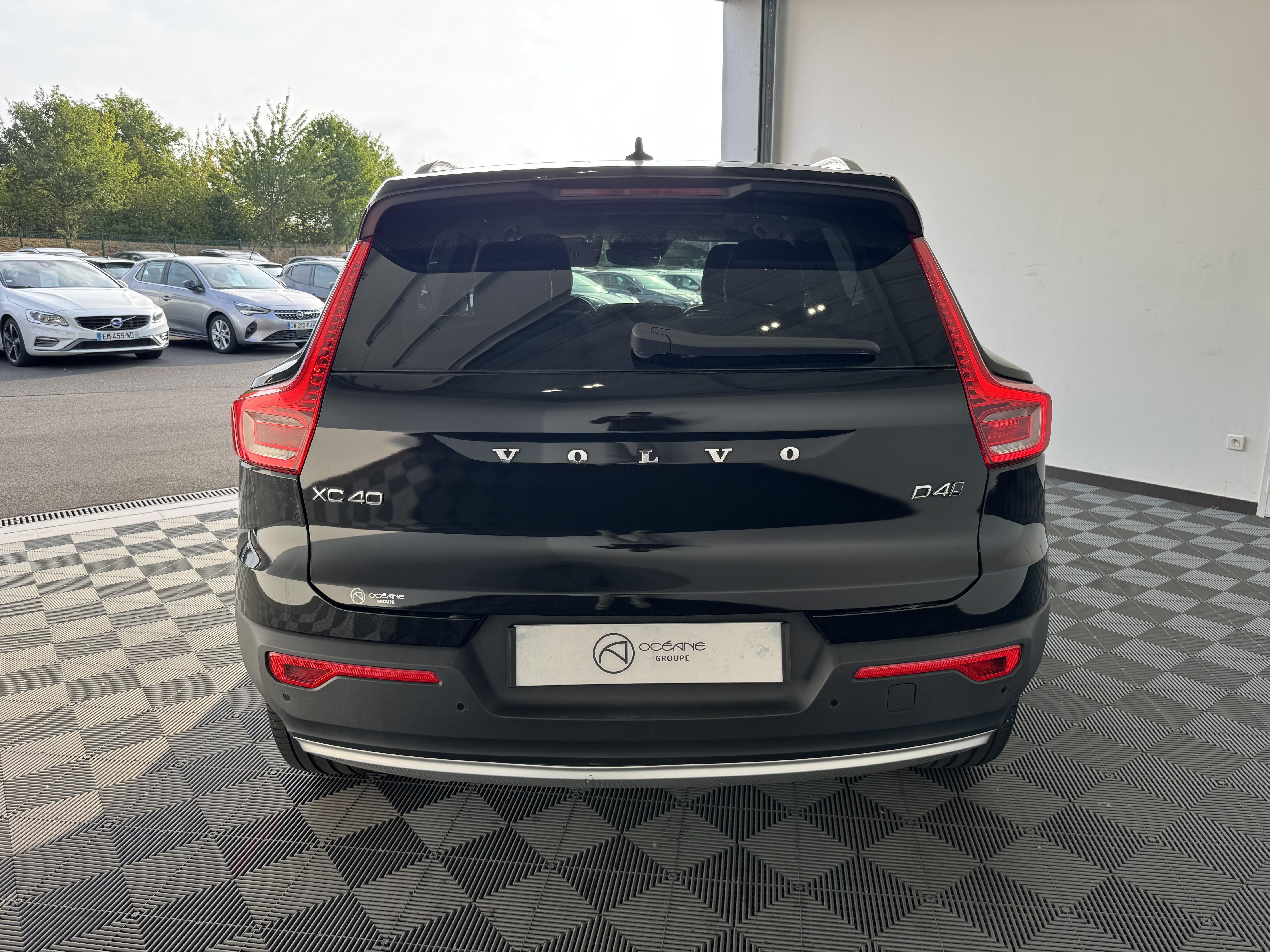 VOLVO XC40 D4 AWD AdBlue 190 ch Geartronic 8 Momentum - Véhicule Occasion - Océane Auto VOLVO XC40 D4 AWD AdBlue 190 ch Geartronic 8 Momentum - Véhicule Occasion Océane Auto