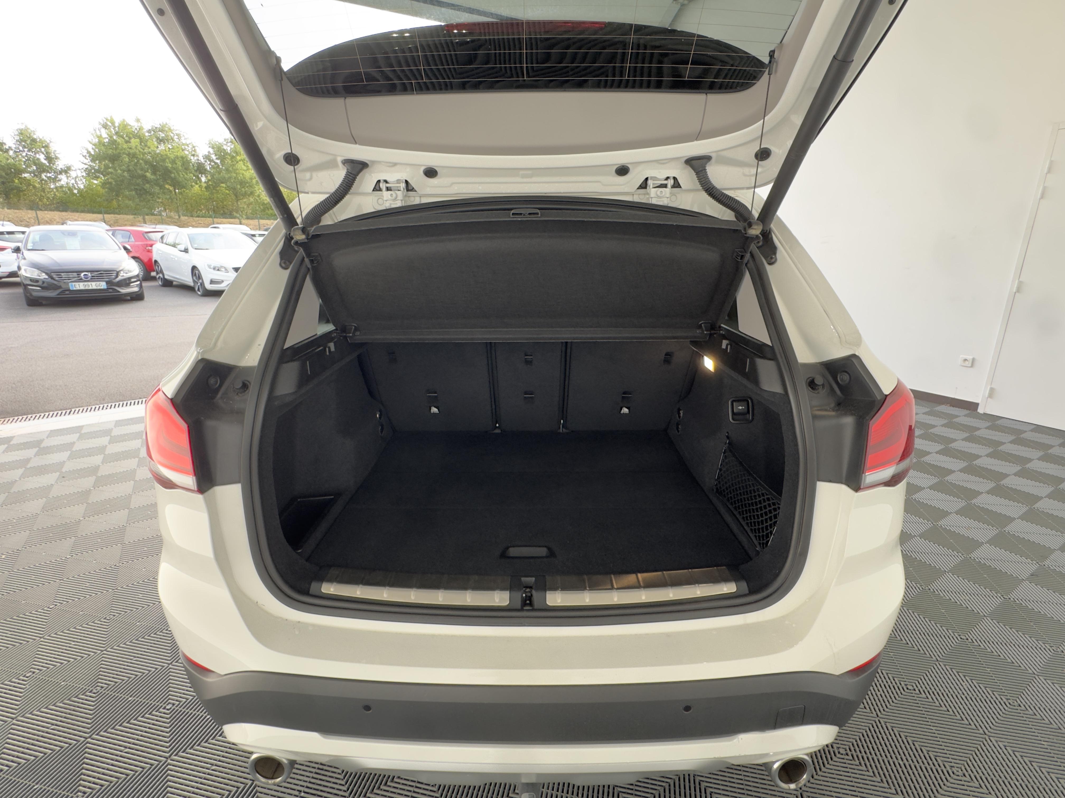 BMW X1 sDrive 18d 150 ch BVA8 xLine - Véhicule Occasion - Océane Auto BMW X1 sDrive 18d 150 ch BVA8 xLine - Véhicule Occasion Océane Auto