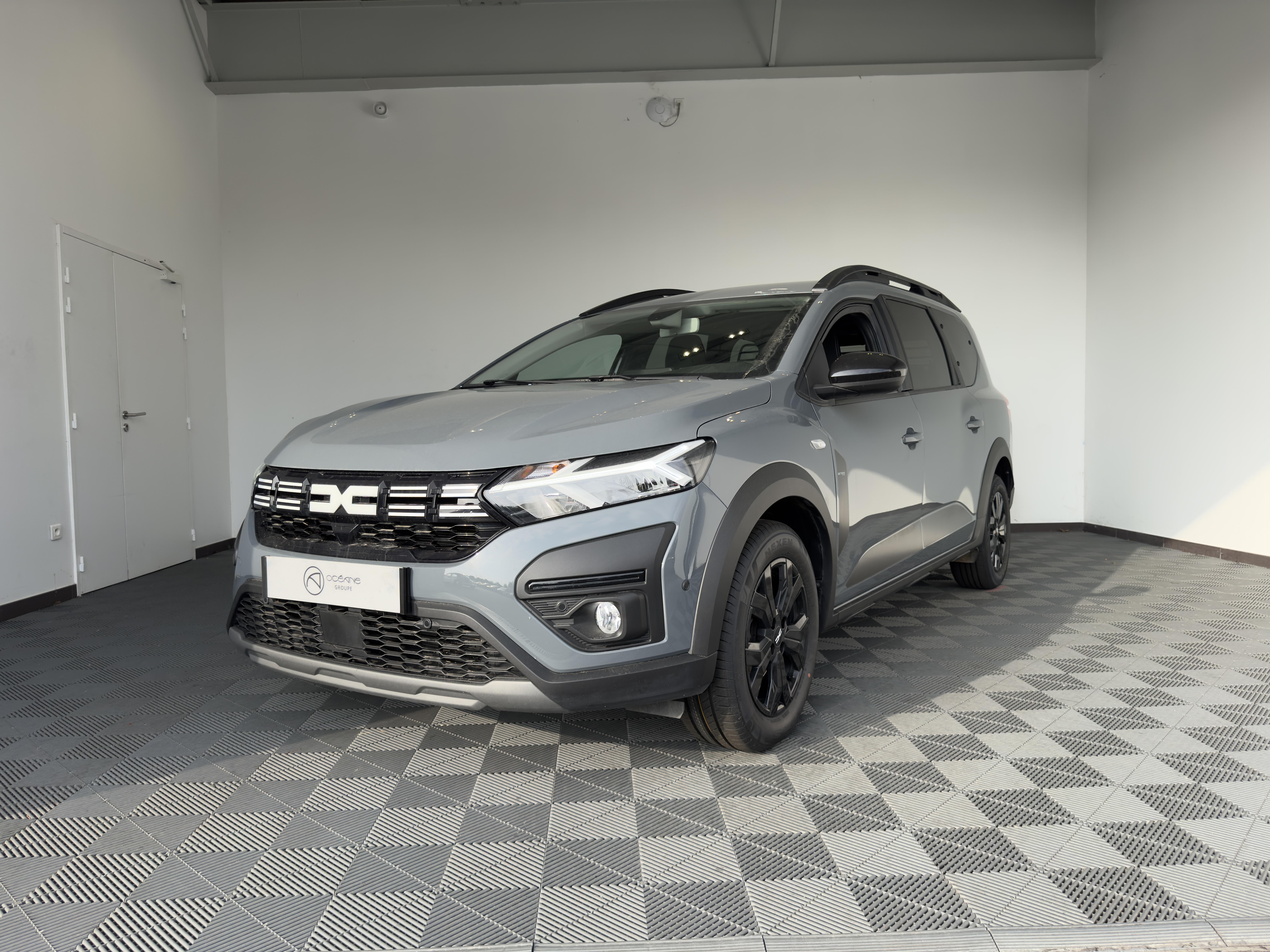 DACIA Jogger TCe 110 7 places Extreme + - Véhicule Occasion Océane Auto