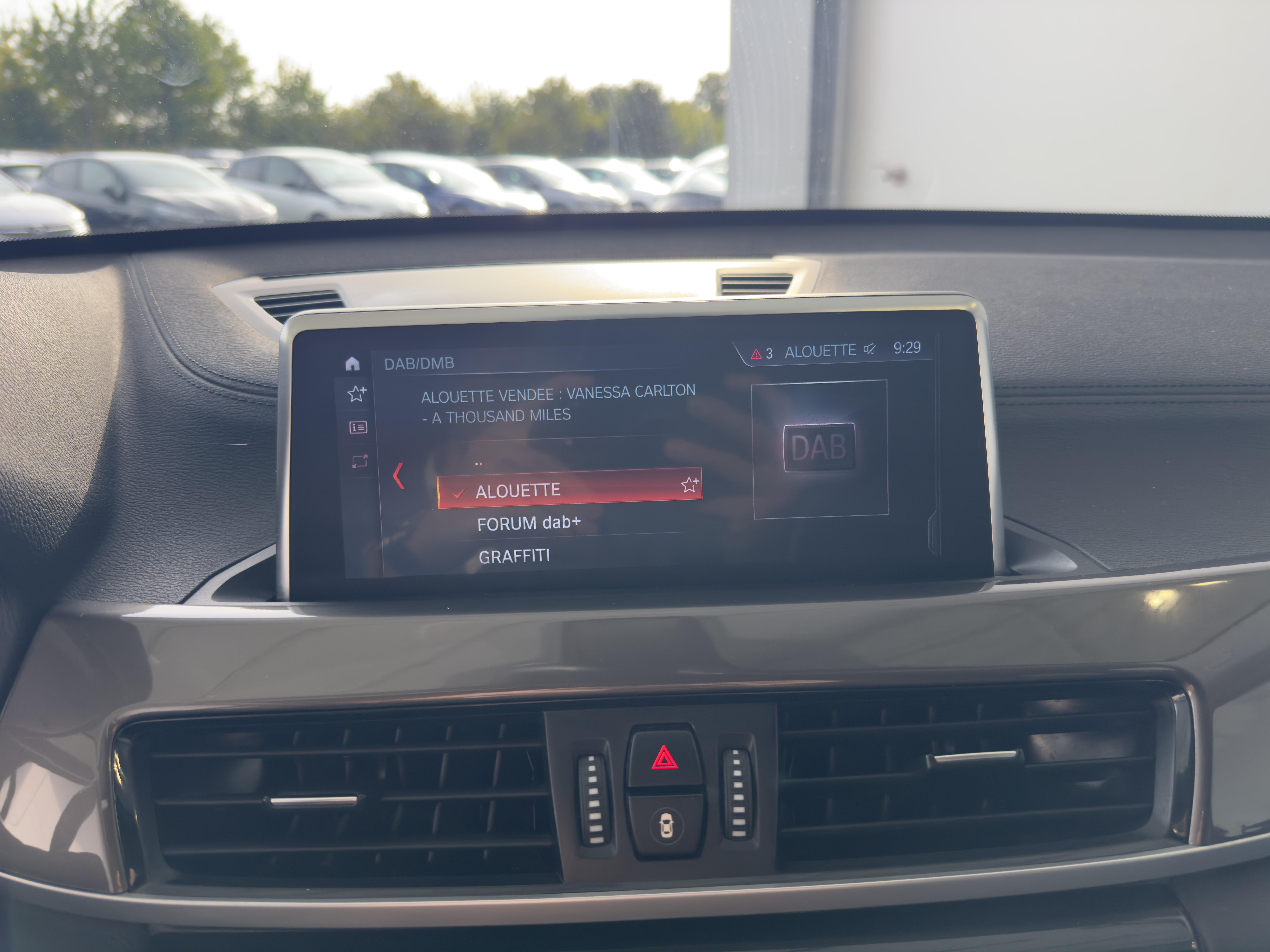 BMW X1 sDrive 18d 150 ch BVA8 xLine - Véhicule Occasion - Océane Auto BMW X1 sDrive 18d 150 ch BVA8 xLine - Véhicule Occasion Océane Auto
