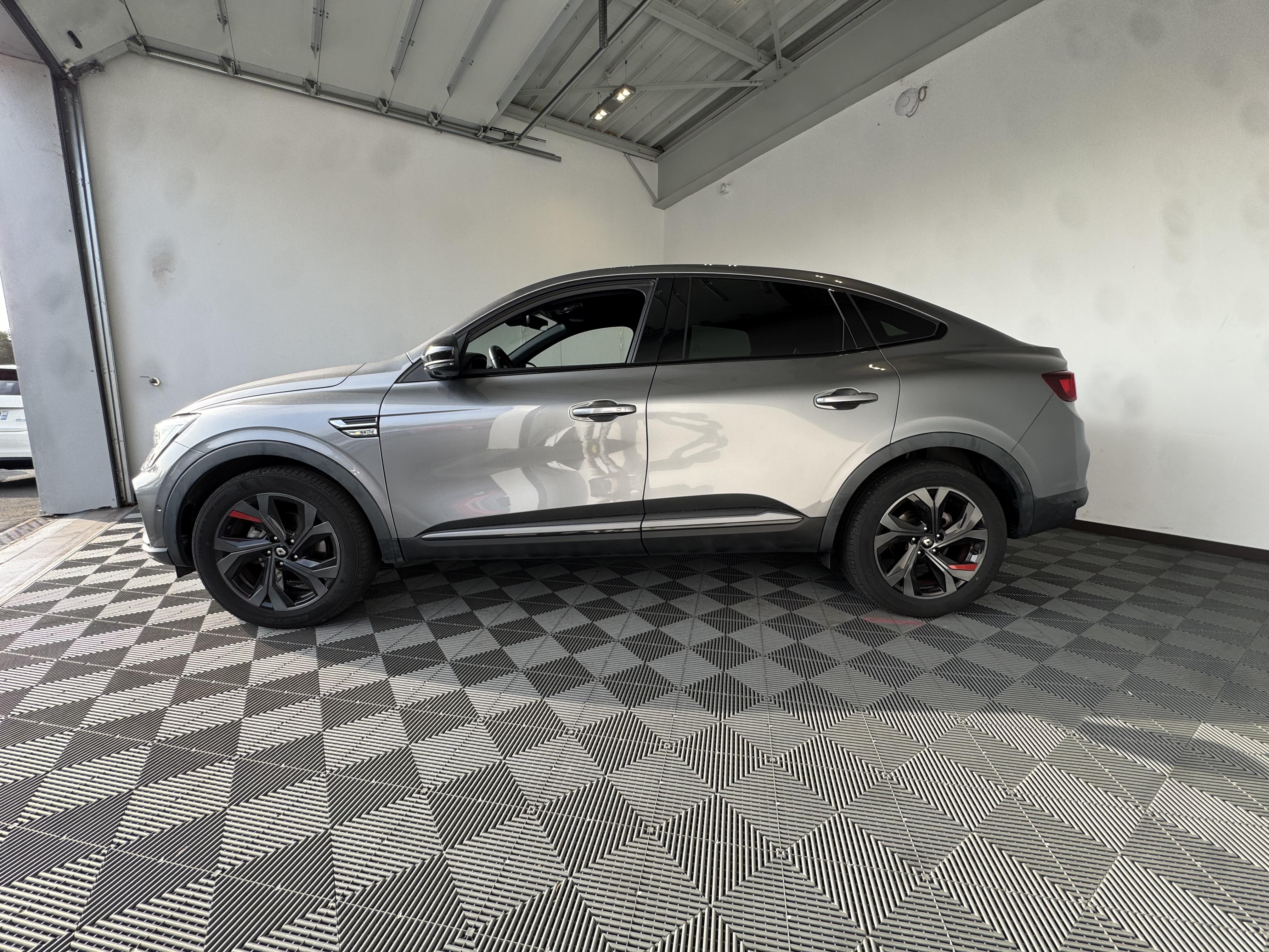 RENAULT Arkana E-Tech 145 R.S. Line - Véhicule Occasion - Océane Auto RENAULT Arkana E-Tech 145 R.S. Line - Véhicule Occasion Océane Auto