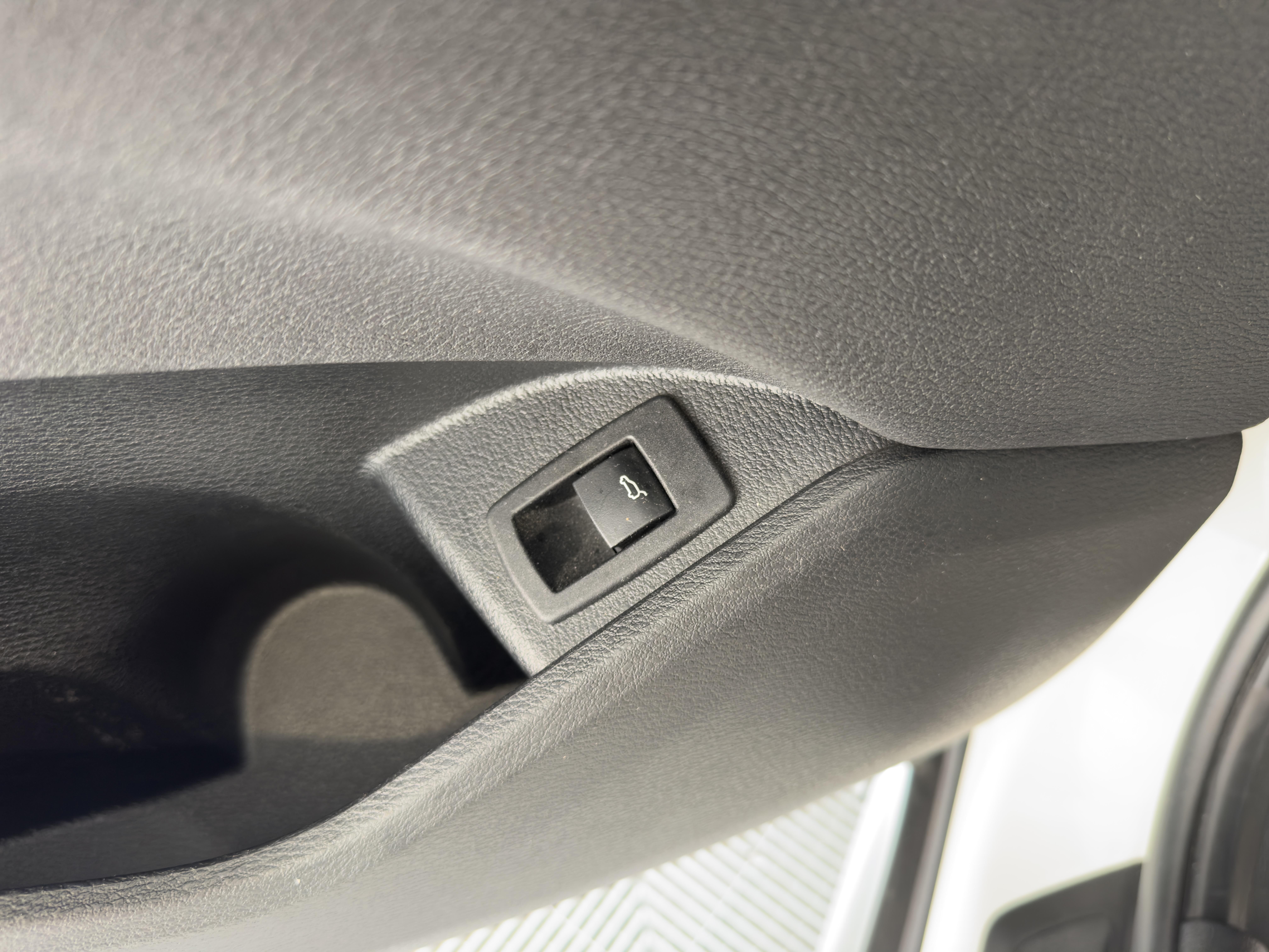 BMW X1 sDrive 18d 150 ch BVA8 xLine - Véhicule Occasion - Océane Auto BMW X1 sDrive 18d 150 ch BVA8 xLine - Véhicule Occasion Océane Auto