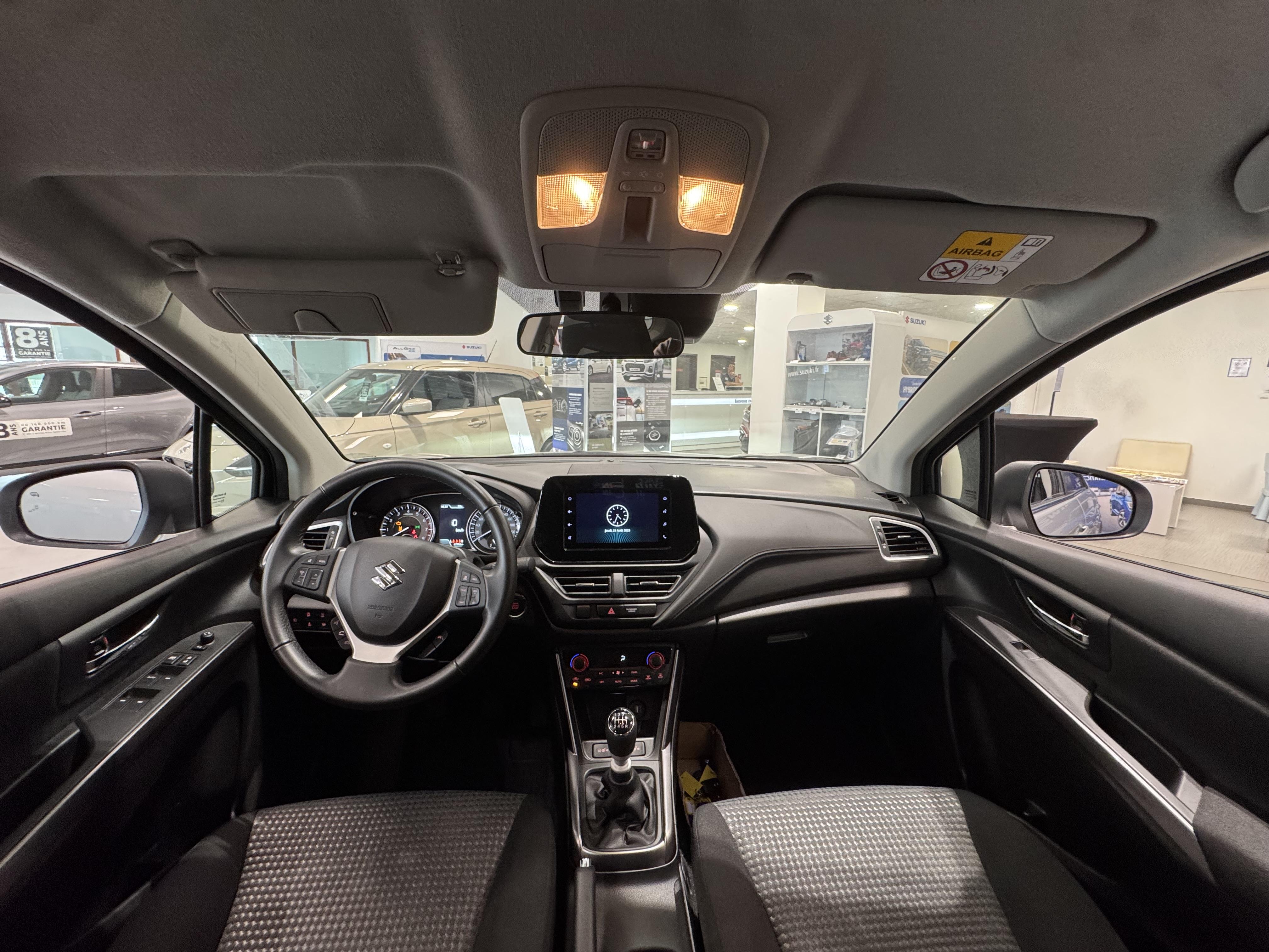 SUZUKI S-Cross 1.4 Boosterjet Hybrid Privilège - Véhicule Occasion - Océane Auto SUZUKI S-Cross 1.4 Boosterjet Hybrid Privilège - Véhicule Occasion Océane Auto