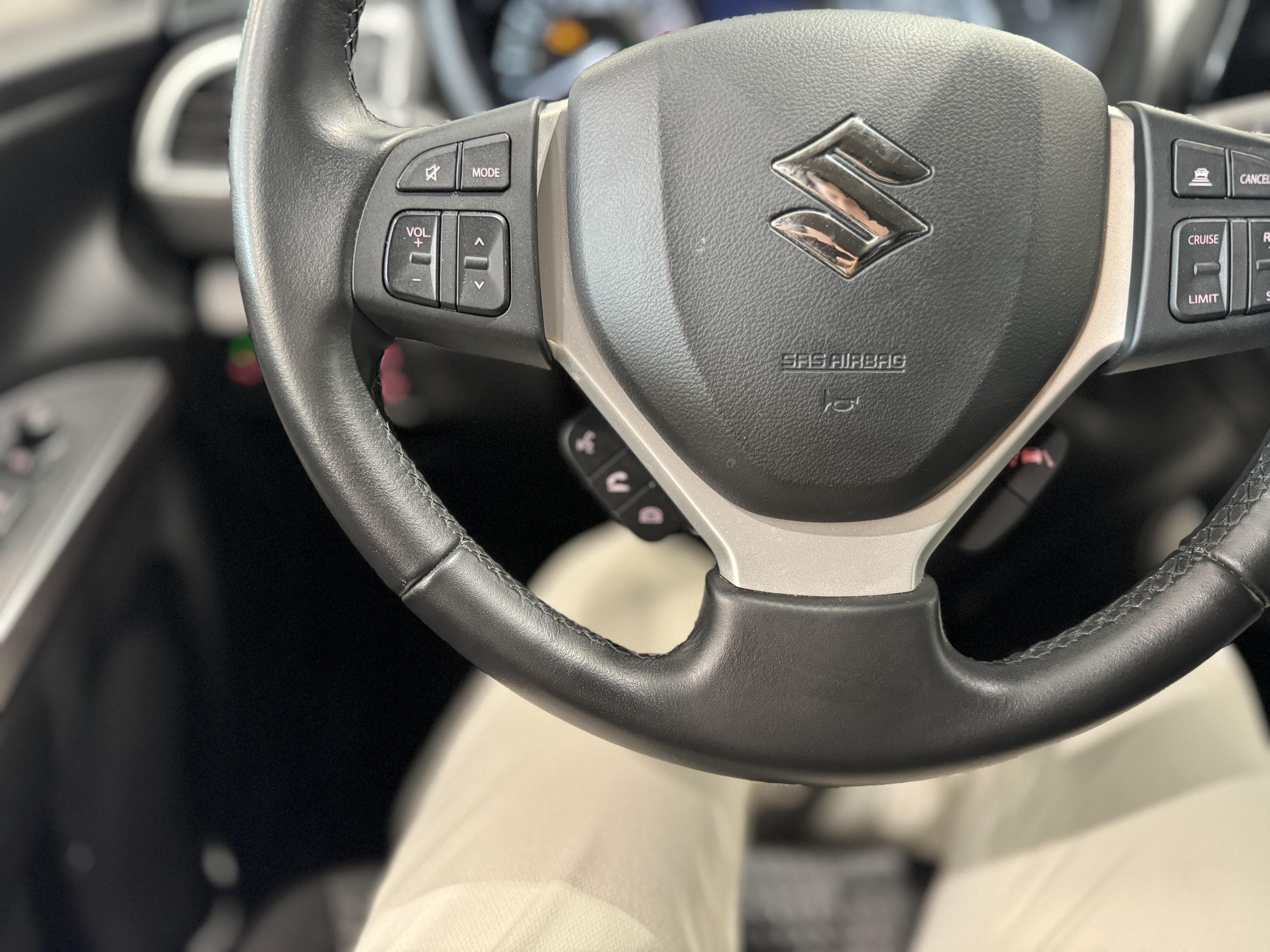SUZUKI S-Cross 1.4 Boosterjet Hybrid Privilège - Véhicule Occasion - Océane Auto SUZUKI S-Cross 1.4 Boosterjet Hybrid Privilège - Véhicule Occasion Océane Auto