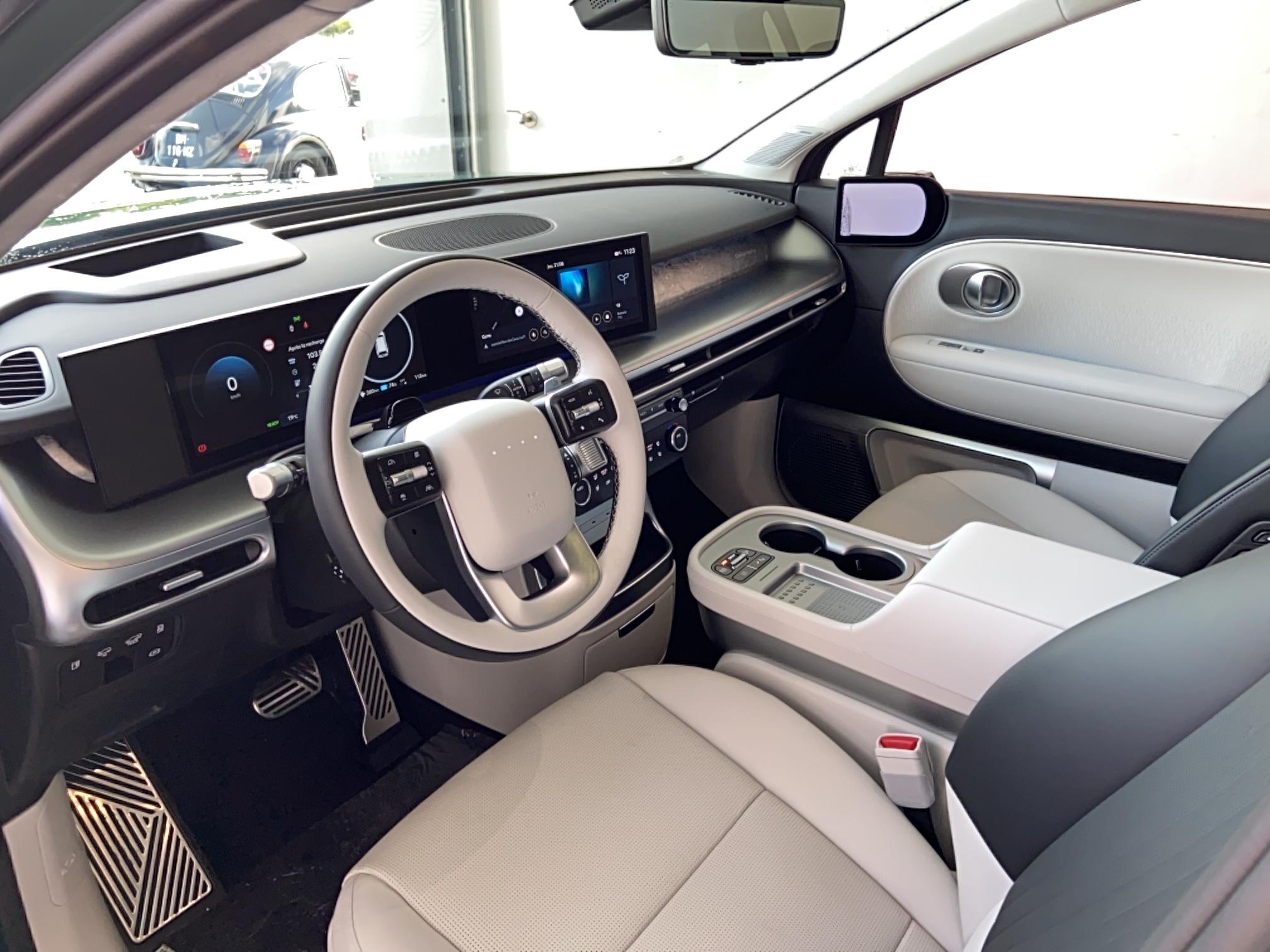 HYUNDAI Ioniq 9 110 kWh - 428 ch HTRAC Performance Calligraphy - Véhicule Occasion - Océane Auto HYUNDAI Ioniq 9 110 kWh - 428 ch HTRAC Performance Calligraphy - Véhicule Occasion Océane Auto