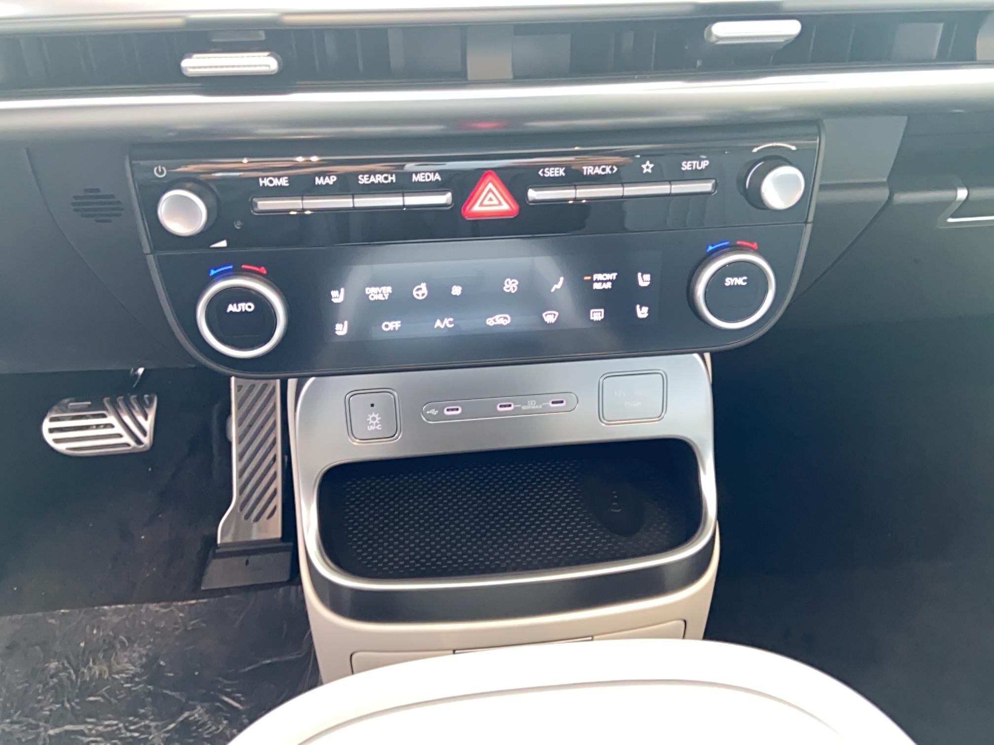 HYUNDAI Ioniq 9 110 kWh - 428 ch HTRAC Performance Calligraphy - Véhicule Occasion Océane Auto