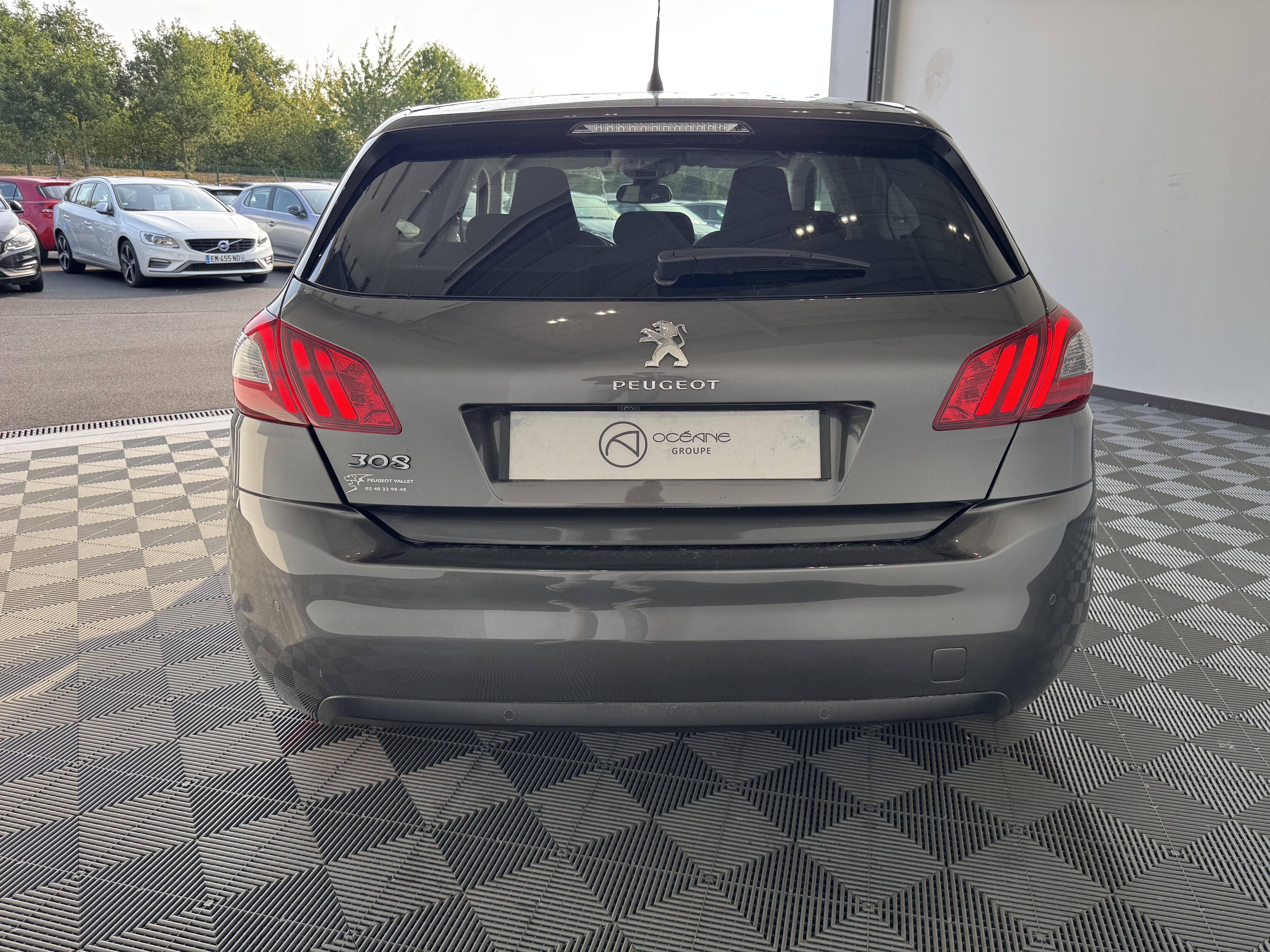 PEUGEOT 308 PureTech 110ch S&S BVM6 Allure - Véhicule Occasion - Océane Auto PEUGEOT 308 PureTech 110ch S&S BVM6 Allure - Véhicule Occasion Océane Auto