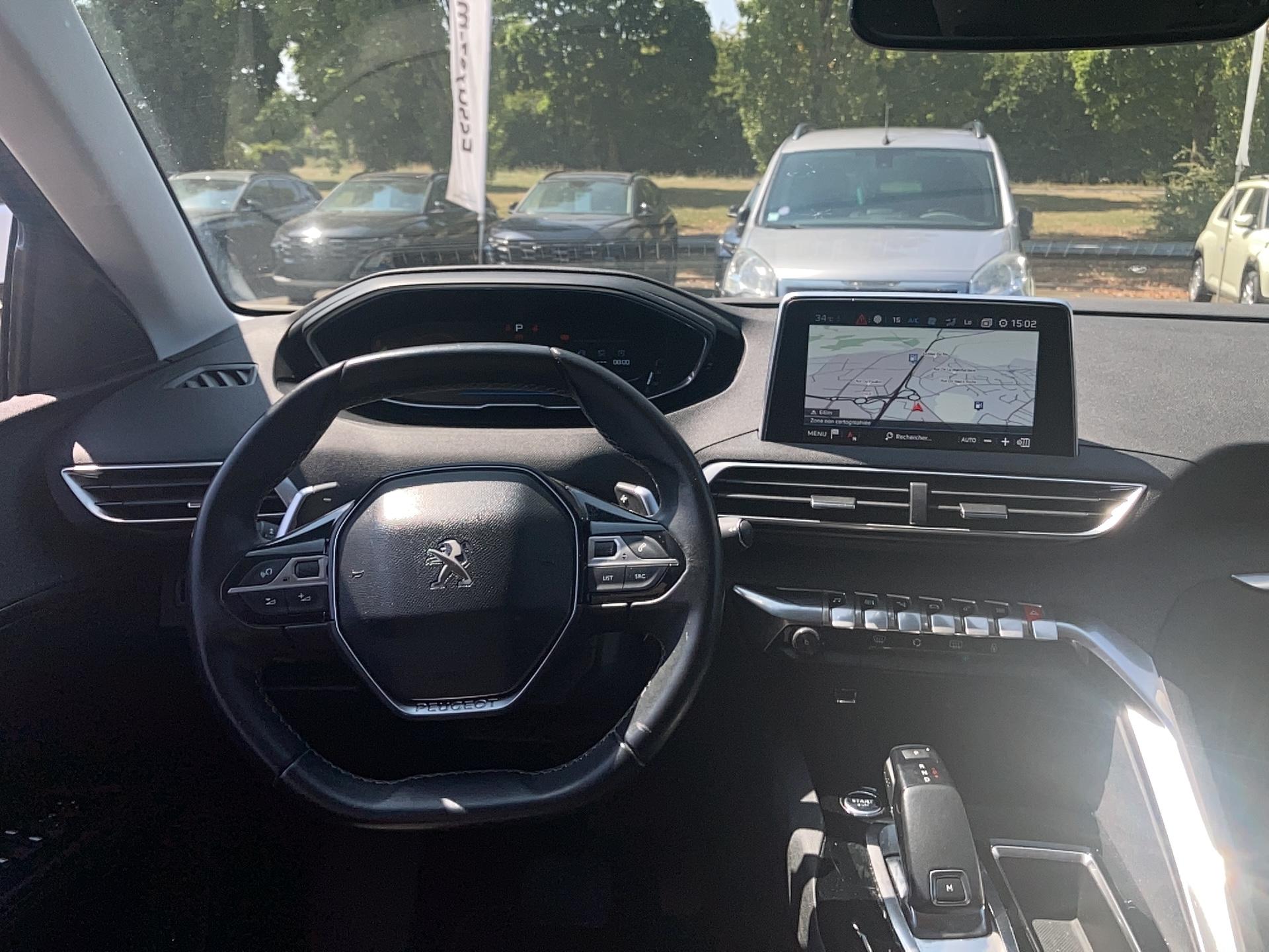 PEUGEOT 5008 1.6 BlueHDi 120ch S&S EAT6 Allure - Véhicule Occasion Océane Auto