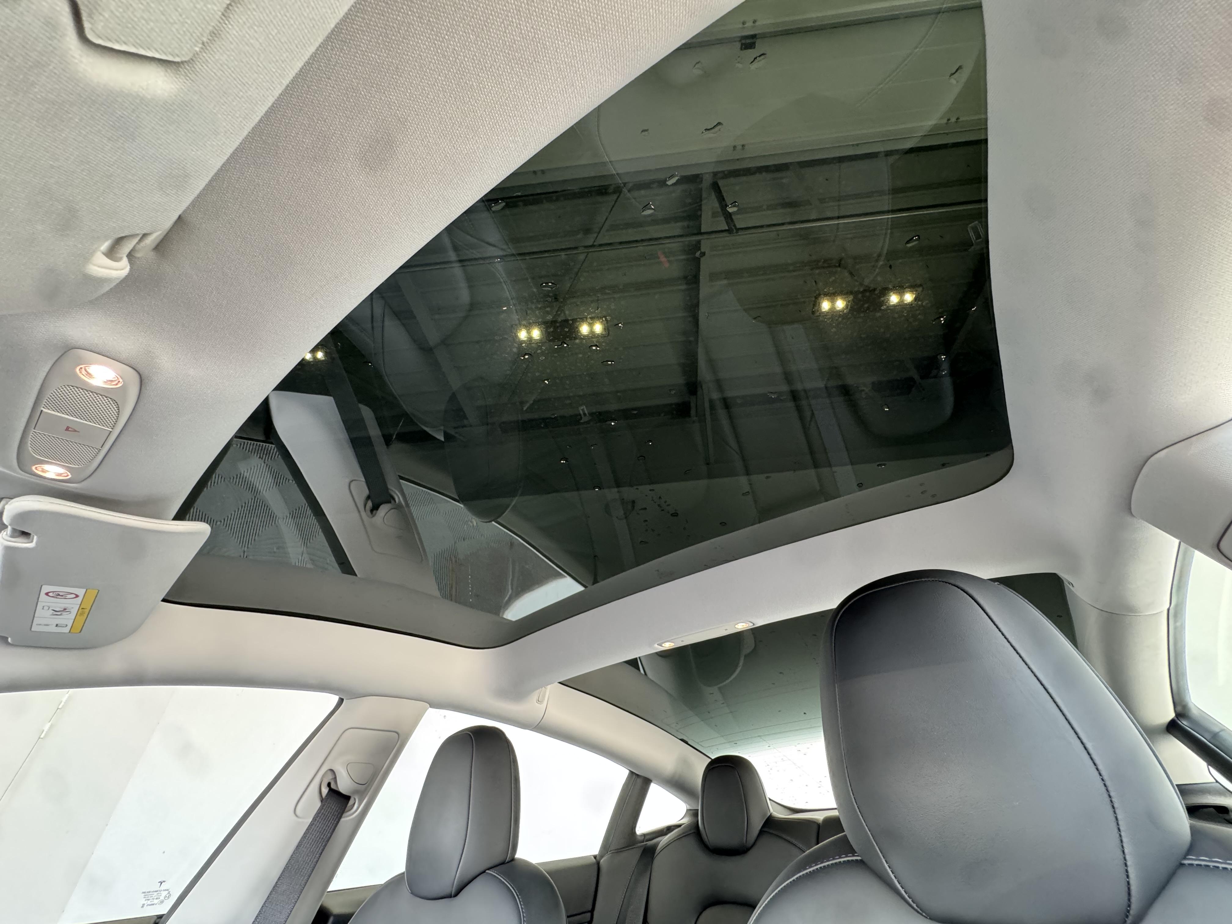 TESLA MODEL 3 Autonomie Standard Plus RWD - Véhicule Occasion - Océane Auto TESLA MODEL 3 Autonomie Standard Plus RWD - Véhicule Occasion Océane Auto