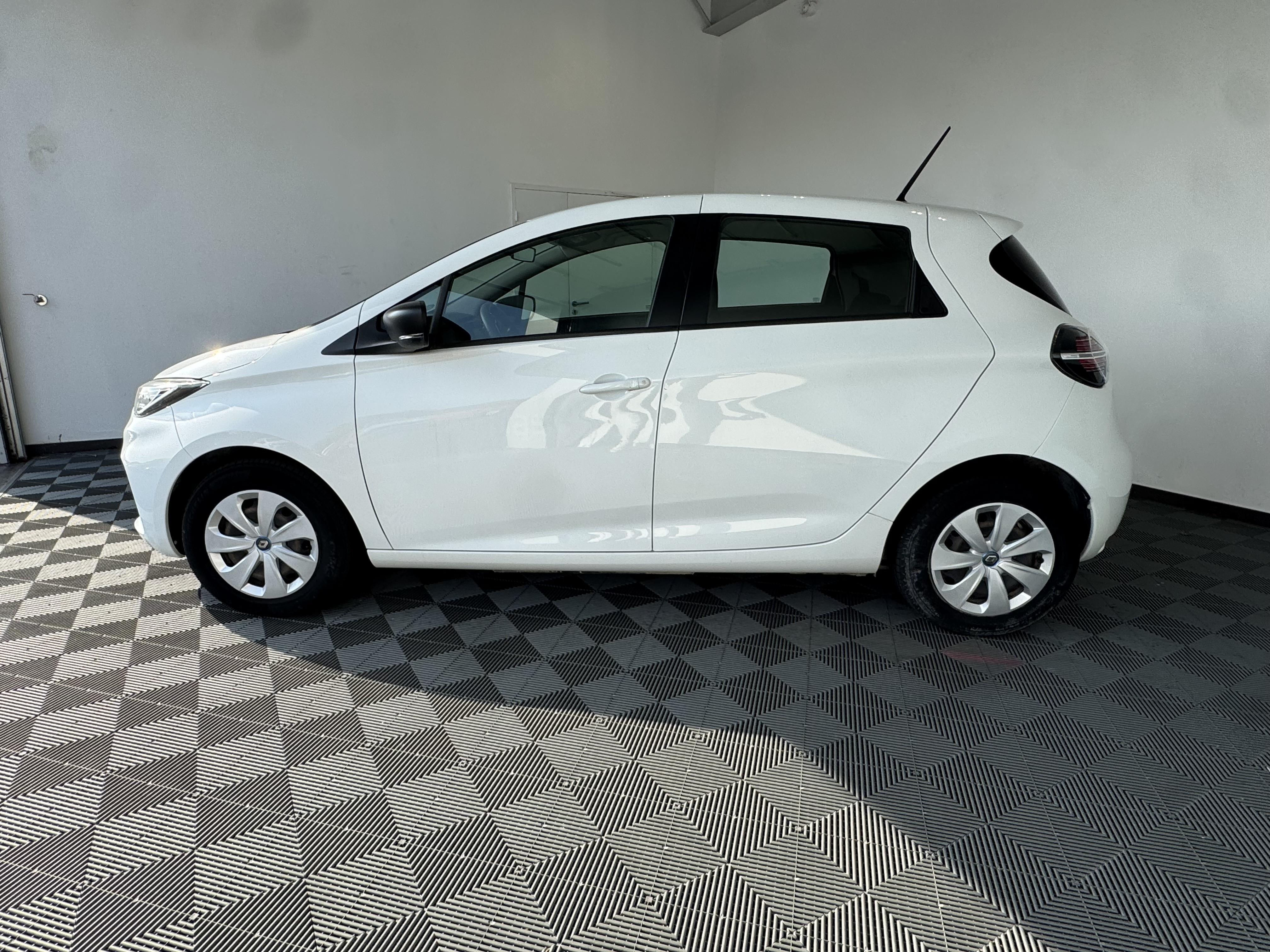 RENAULT Zoe R110 Achat Intégral Life - Véhicule Occasion - Océane Auto RENAULT Zoe R110 Achat Intégral Life - Véhicule Occasion Océane Auto