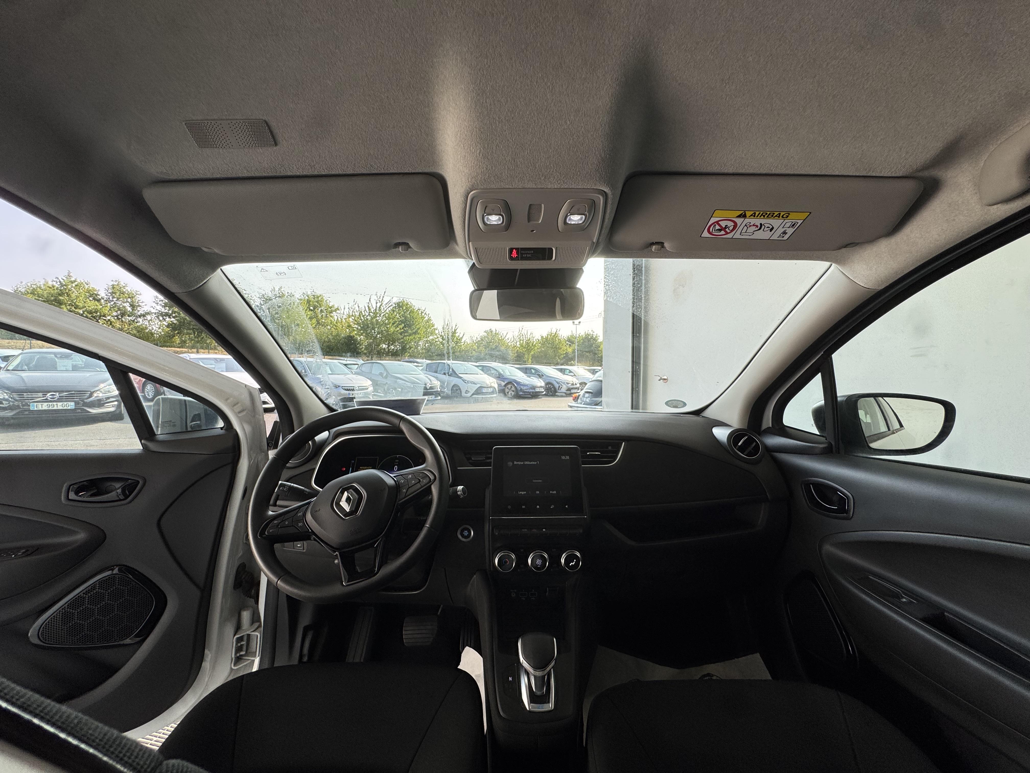 RENAULT Zoe R110 Achat Intégral Life - Véhicule Occasion - Océane Auto RENAULT Zoe R110 Achat Intégral Life - Véhicule Occasion Océane Auto