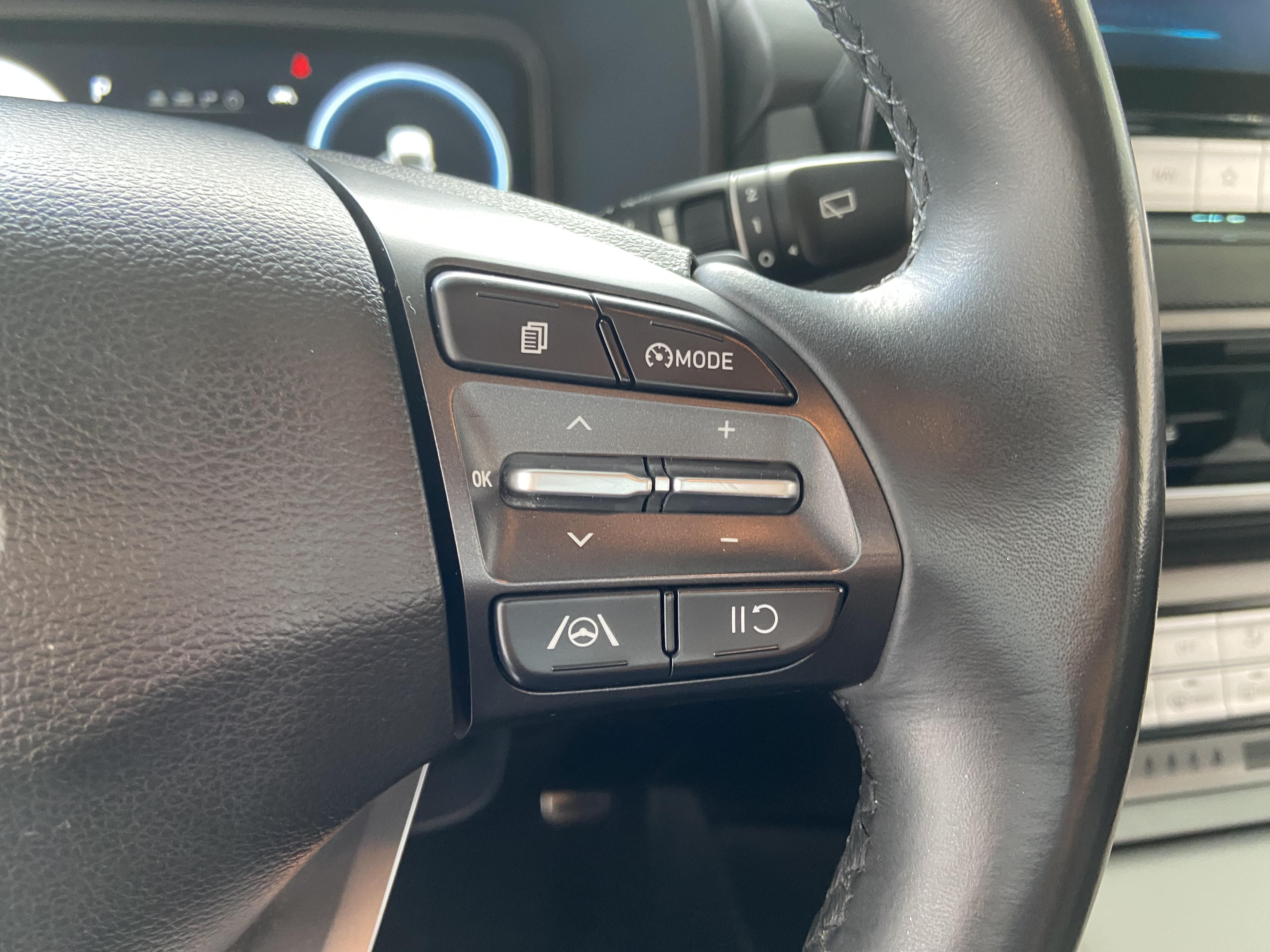 HYUNDAI Kona Electrique 64 kWh - 204 ch Business - Véhicule Occasion - Océane Auto HYUNDAI Kona Electrique 64 kWh - 204 ch Business - Véhicule Occasion Océane Auto