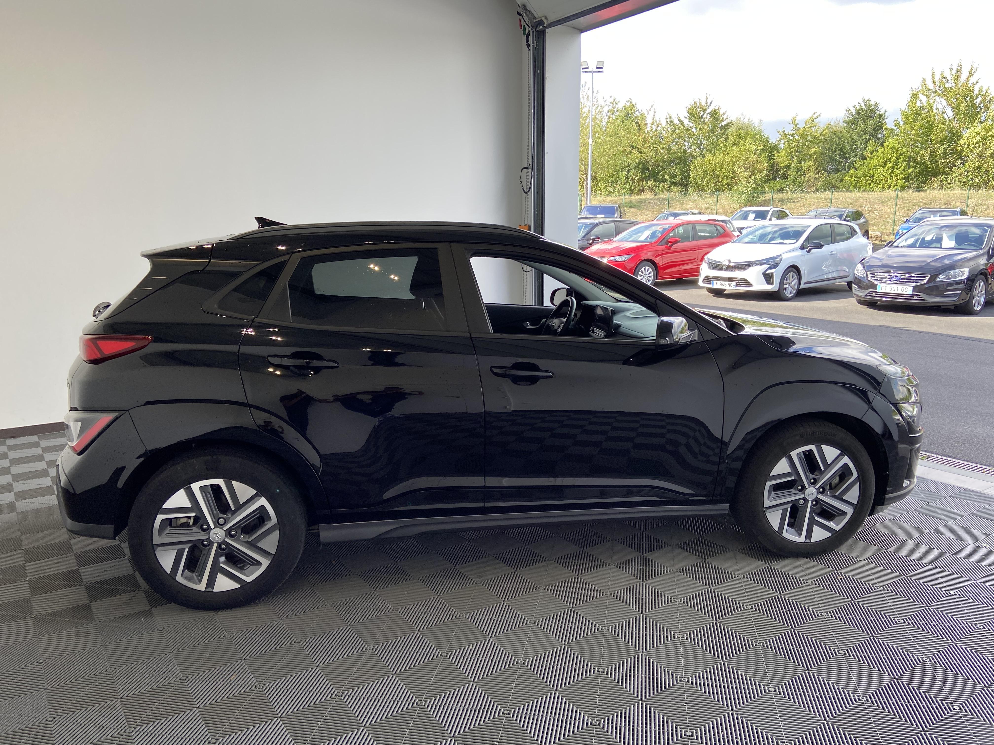 HYUNDAI Kona Electrique 64 kWh - 204 ch Business - Véhicule Occasion - Océane Auto HYUNDAI Kona Electrique 64 kWh - 204 ch Business - Véhicule Occasion Océane Auto