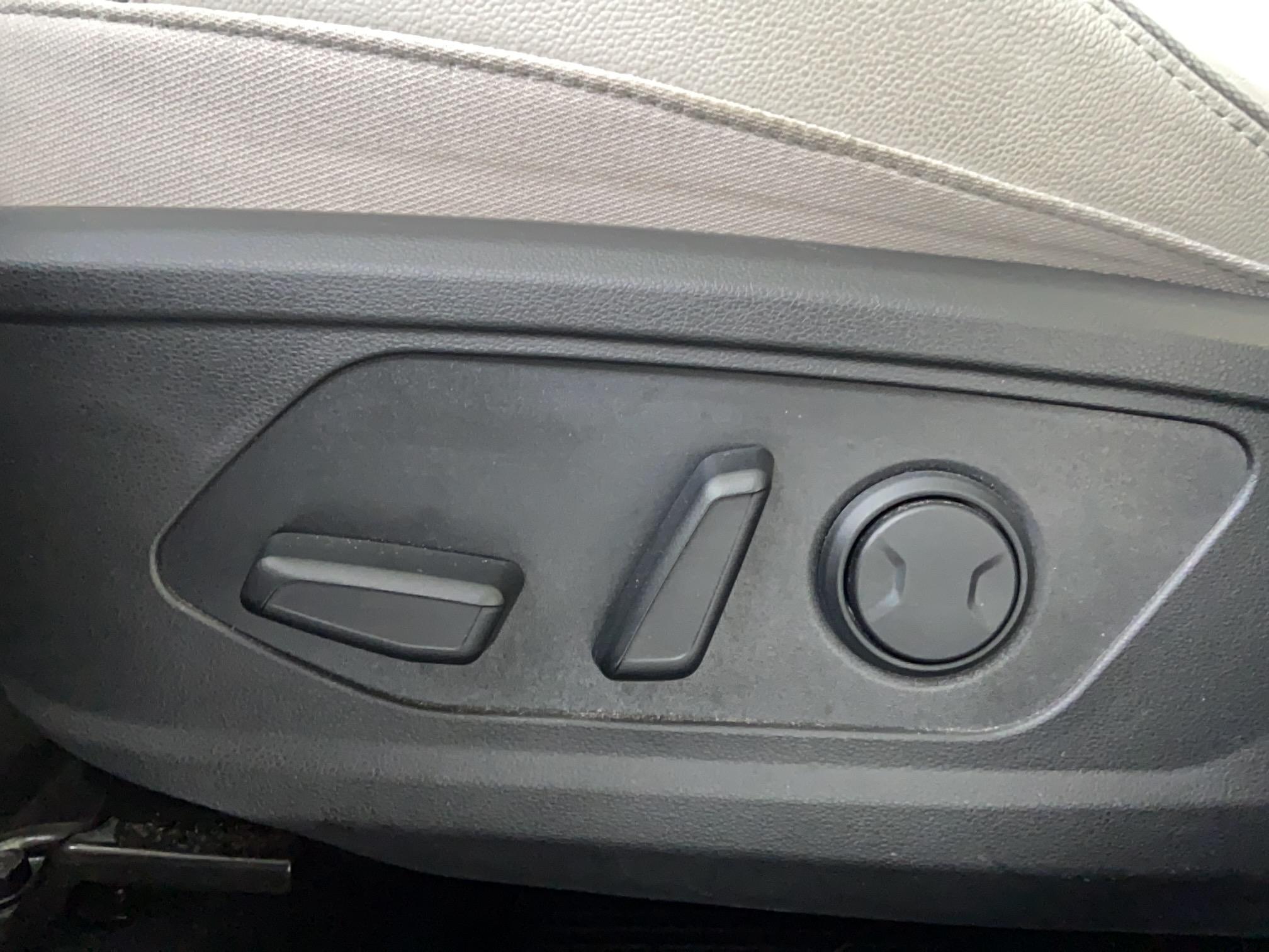 HYUNDAI Tucson 1.6 T-GDI 230 Hybrid BVA6 Executive - Véhicule Occasion - Océane Auto HYUNDAI Tucson 1.6 T-GDI 230 Hybrid BVA6 Executive - Véhicule Occasion Océane Auto