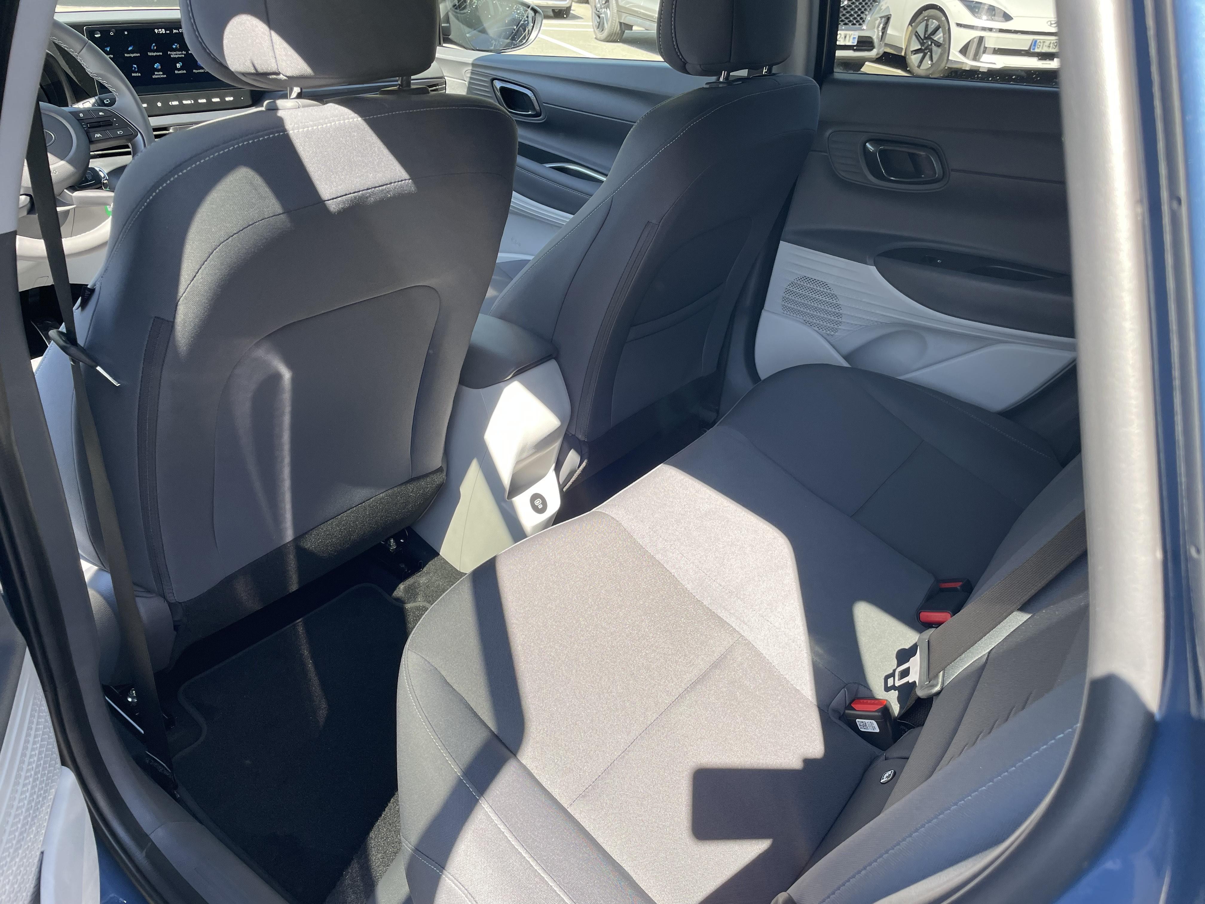 HYUNDAI Bayon 1.0 T-GDi 100 Intuitive - Véhicule Occasion - Océane Auto HYUNDAI Bayon 1.0 T-GDi 100 Intuitive - Véhicule Occasion Océane Auto