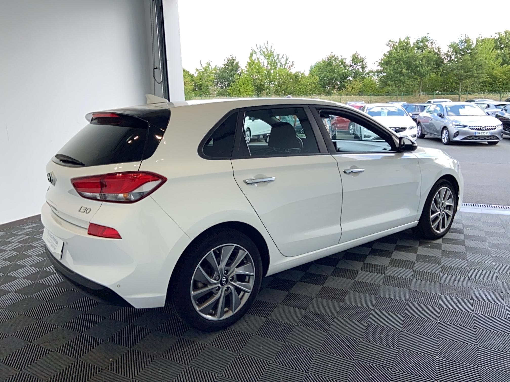HYUNDAI i30 1.6 CRDi 110 DCT-7 Edition #1 - Véhicule Occasion Océane Auto