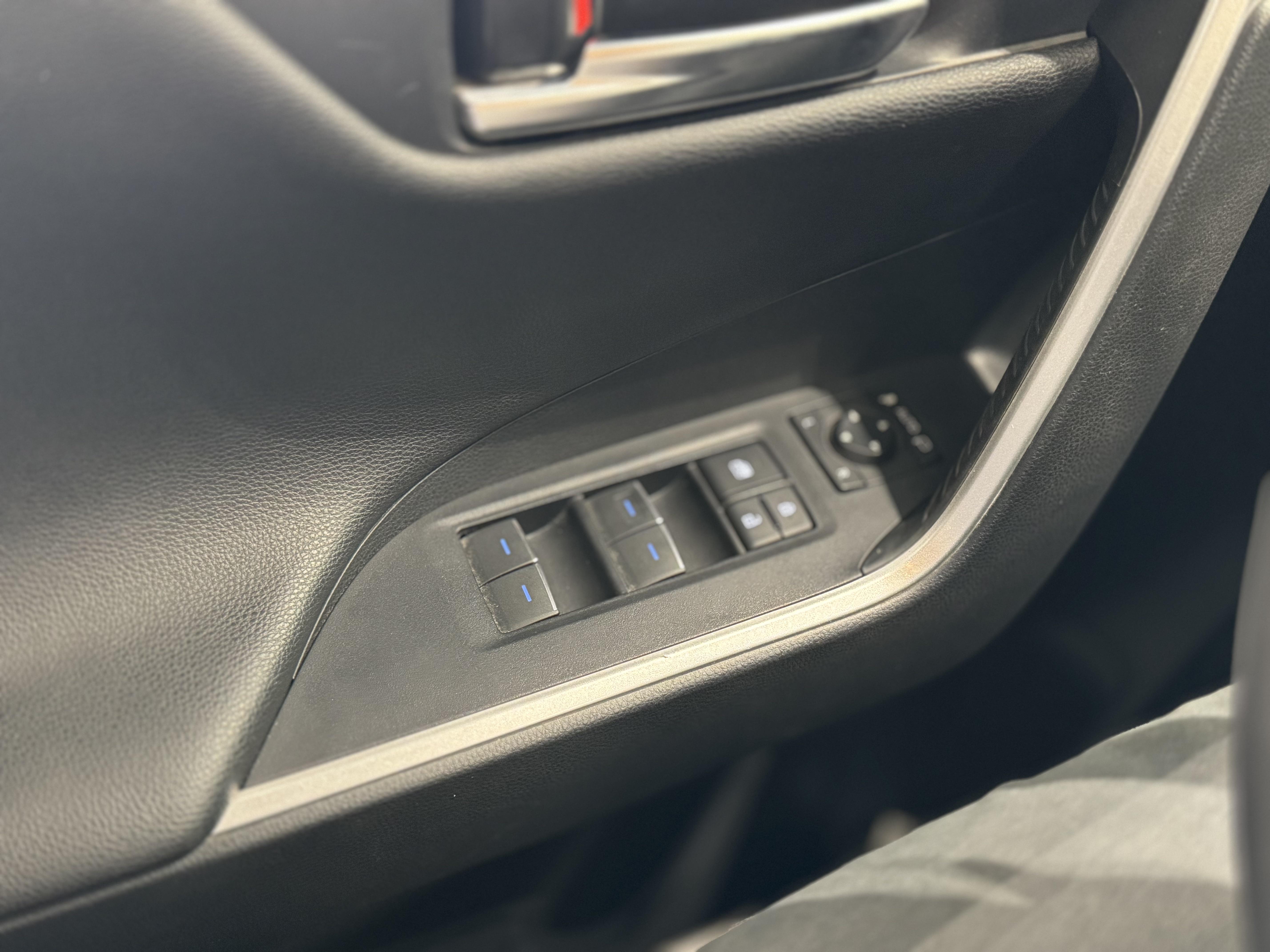 SUZUKI Across 2.5 Hybride Rechargeable 1ere Edition - Véhicule Occasion - Océane Auto SUZUKI Across 2.5 Hybride Rechargeable 1ere Edition - Véhicule Occasion Océane Auto