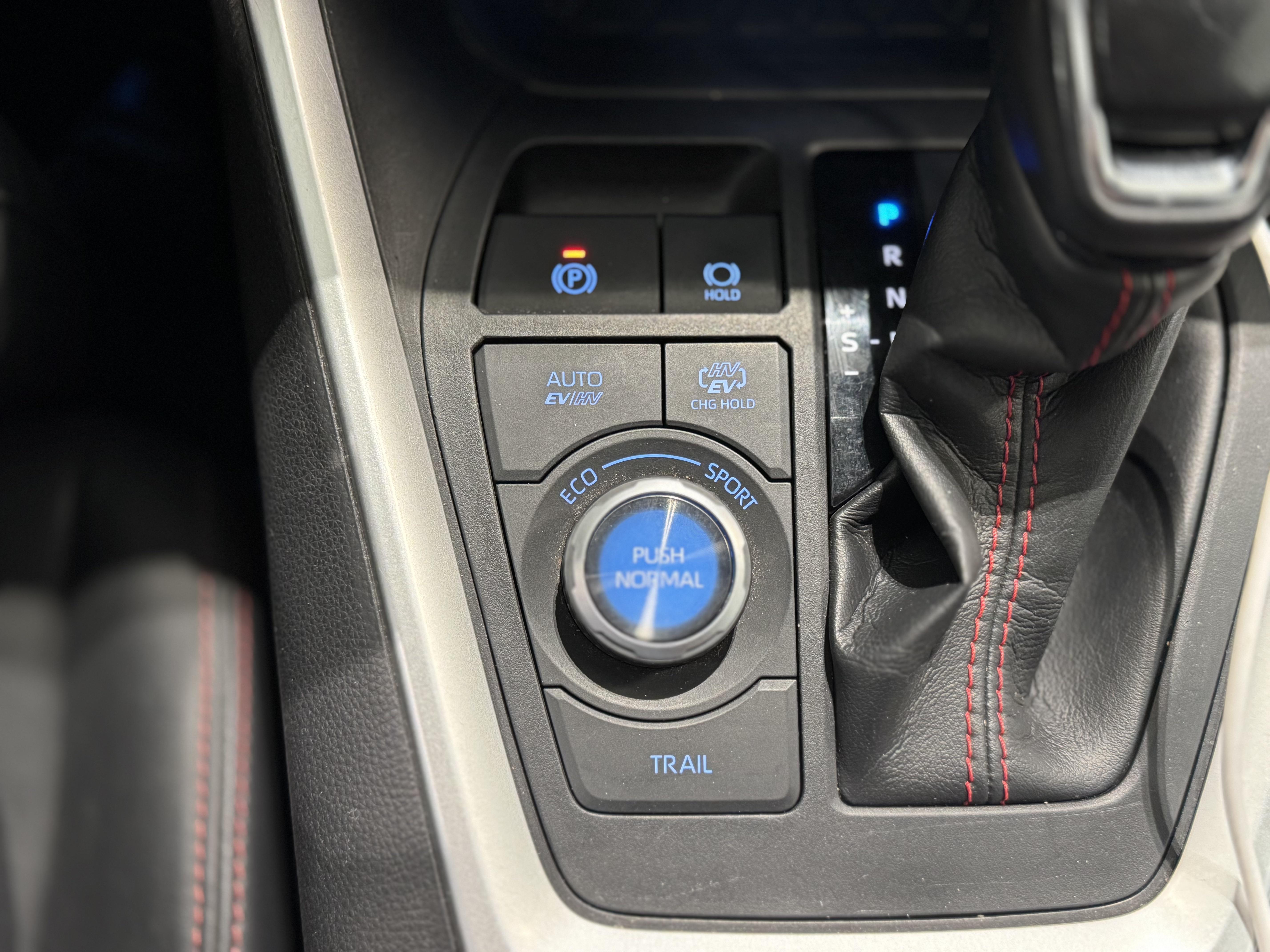 SUZUKI Across 2.5 Hybride Rechargeable 1ere Edition - Véhicule Occasion - Océane Auto SUZUKI Across 2.5 Hybride Rechargeable 1ere Edition - Véhicule Occasion Océane Auto